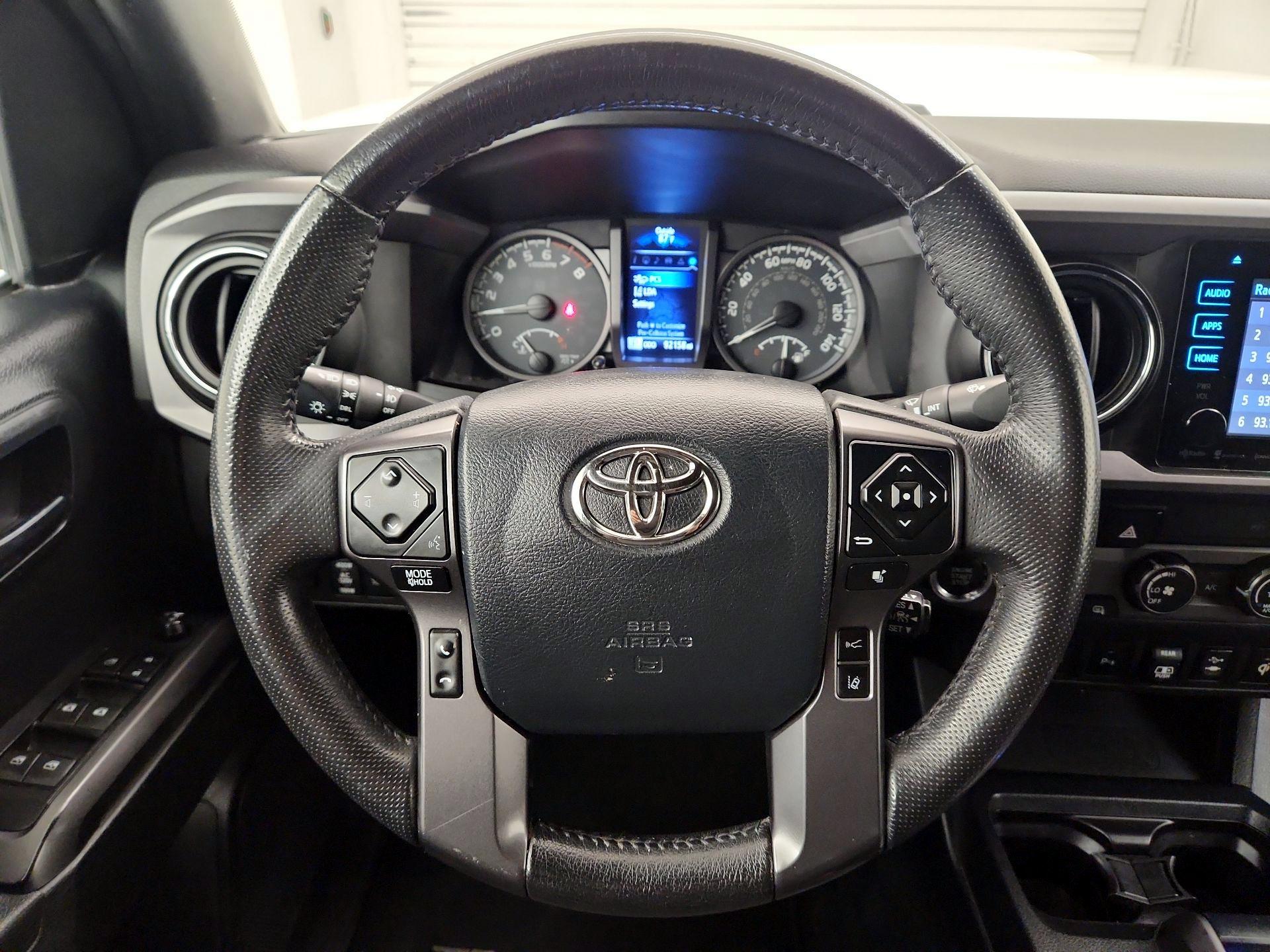 Thumbnail: 2019 Toyota Tacoma - 10