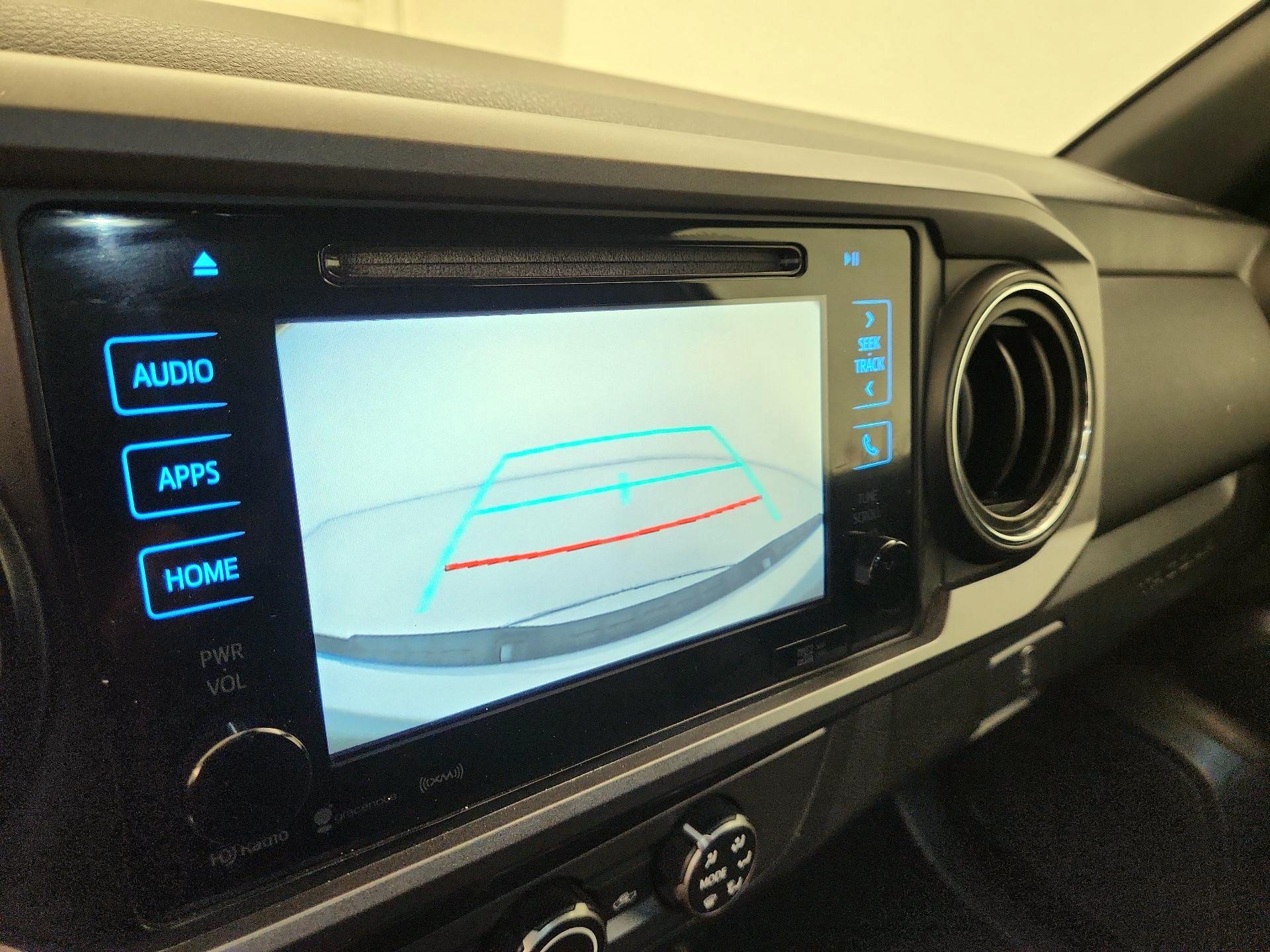 Thumbnail: 2019 Toyota Tacoma - 14