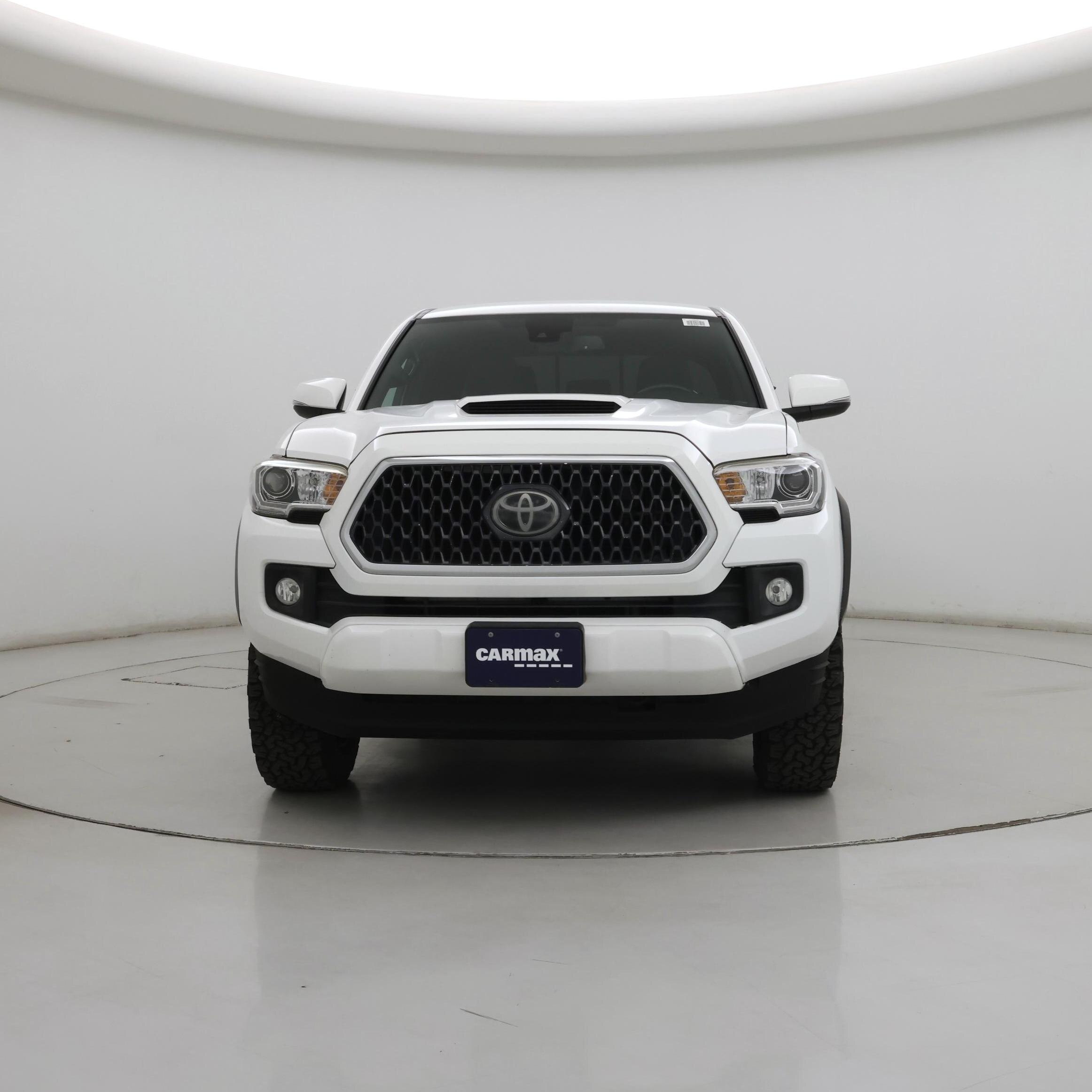 Thumbnail: 2019 Toyota Tacoma - 5