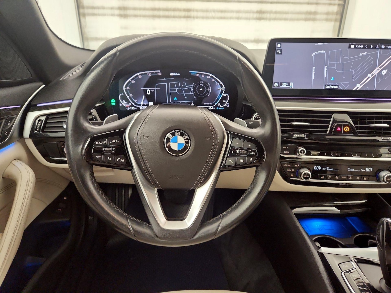 2021 BMW 5 Series 530e - Photo 11