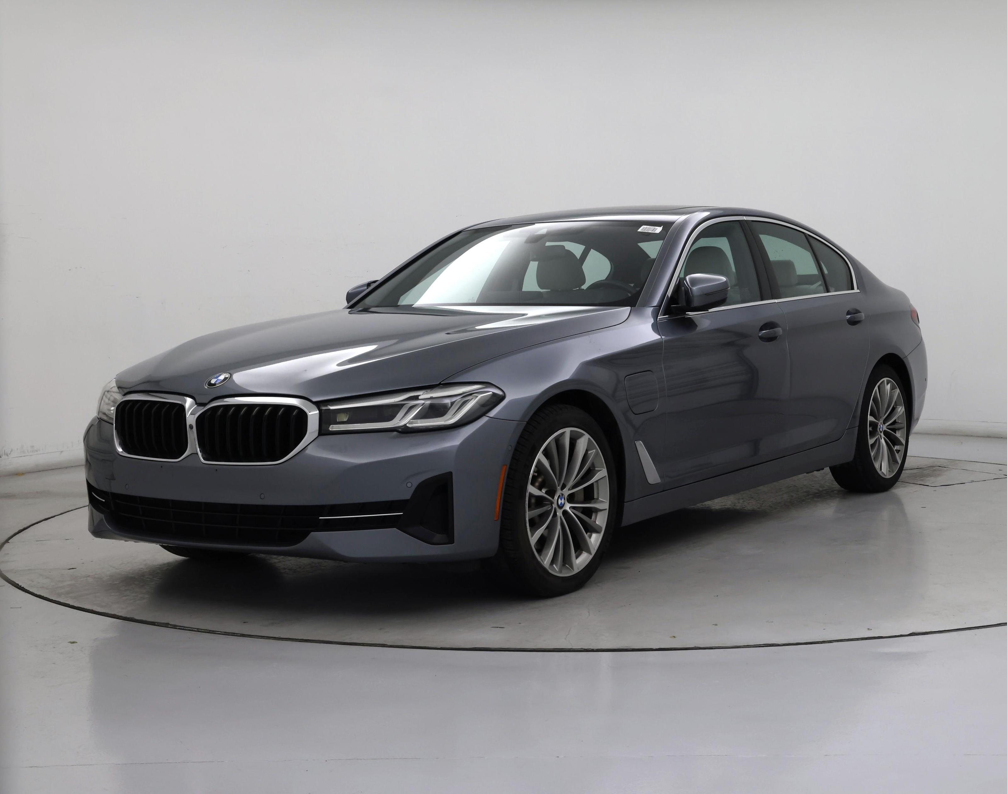 Thumbnail: 2021 BMW 5 Series - 4