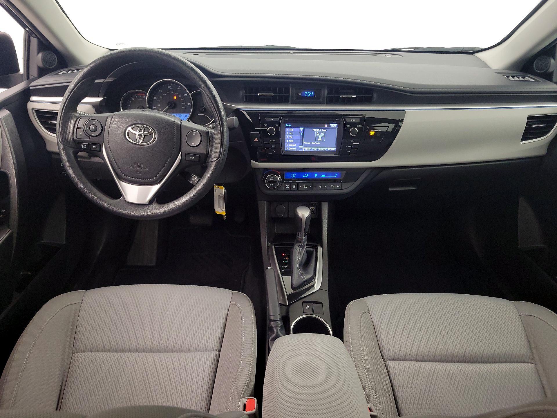 Thumbnail: 2016 Toyota Corolla - 9