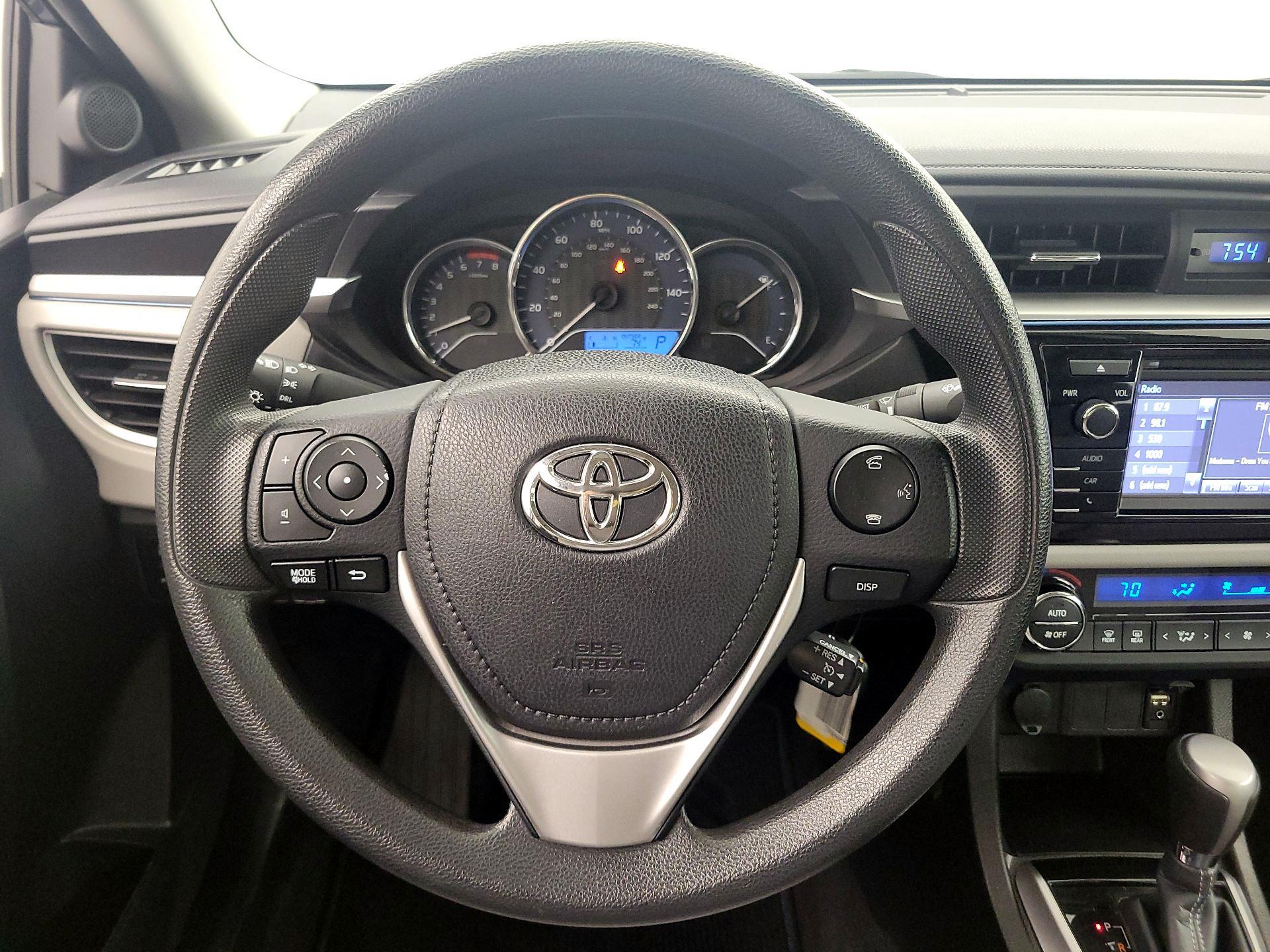 Thumbnail: 2016 Toyota Corolla - 10
