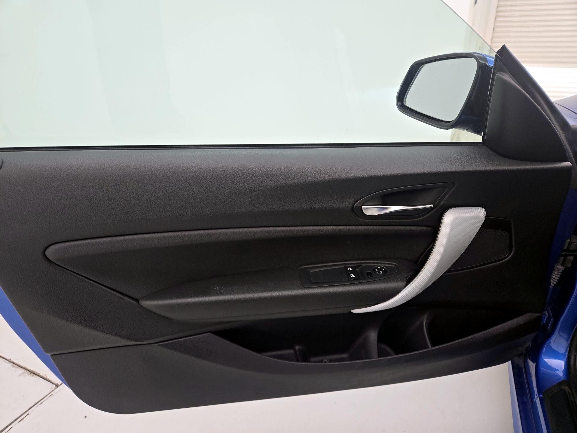 Thumbnail: 2015 BMW 2 Series - 12