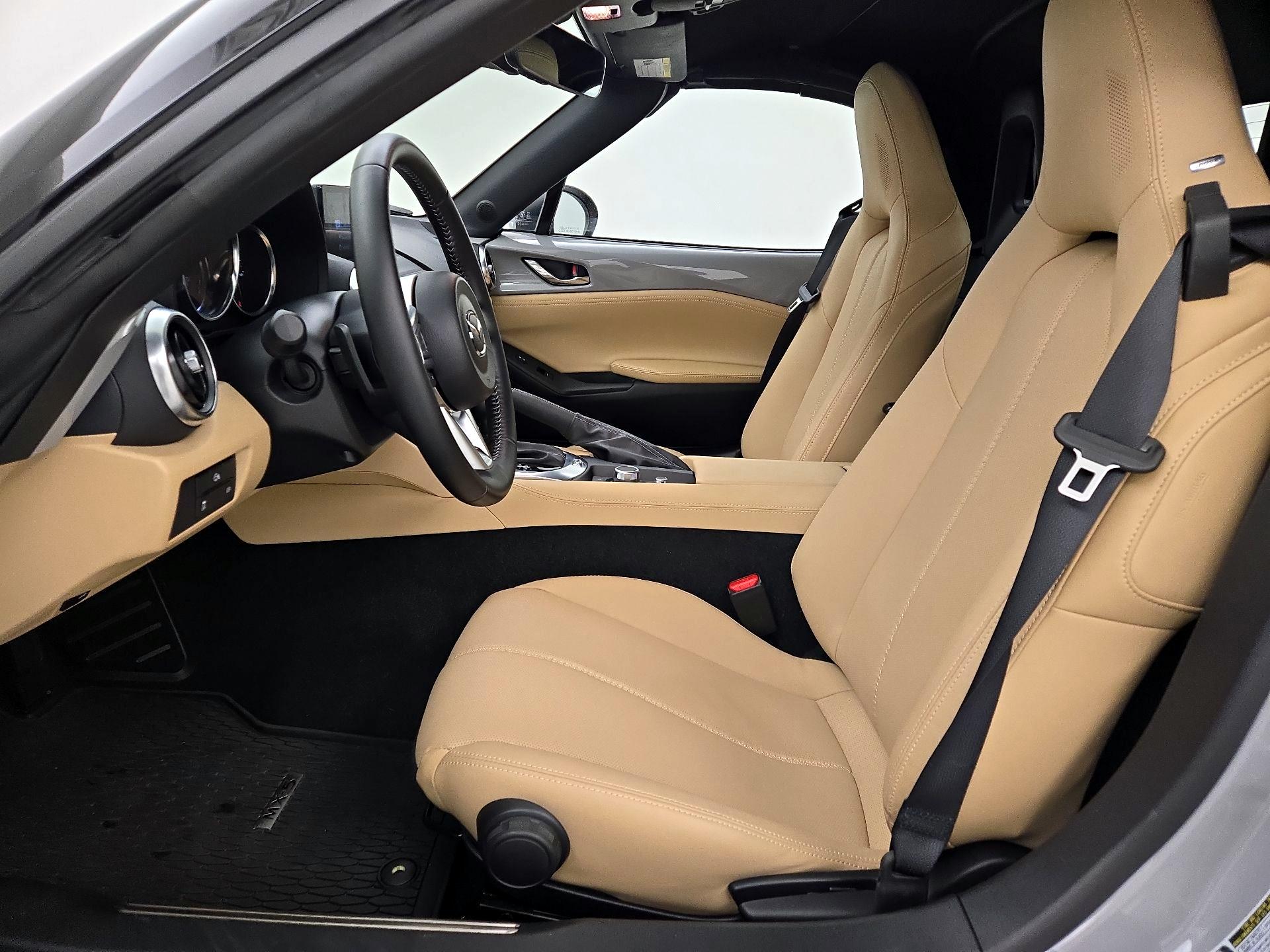 Thumbnail: 2024 Mazda MX-5 Miata - 11