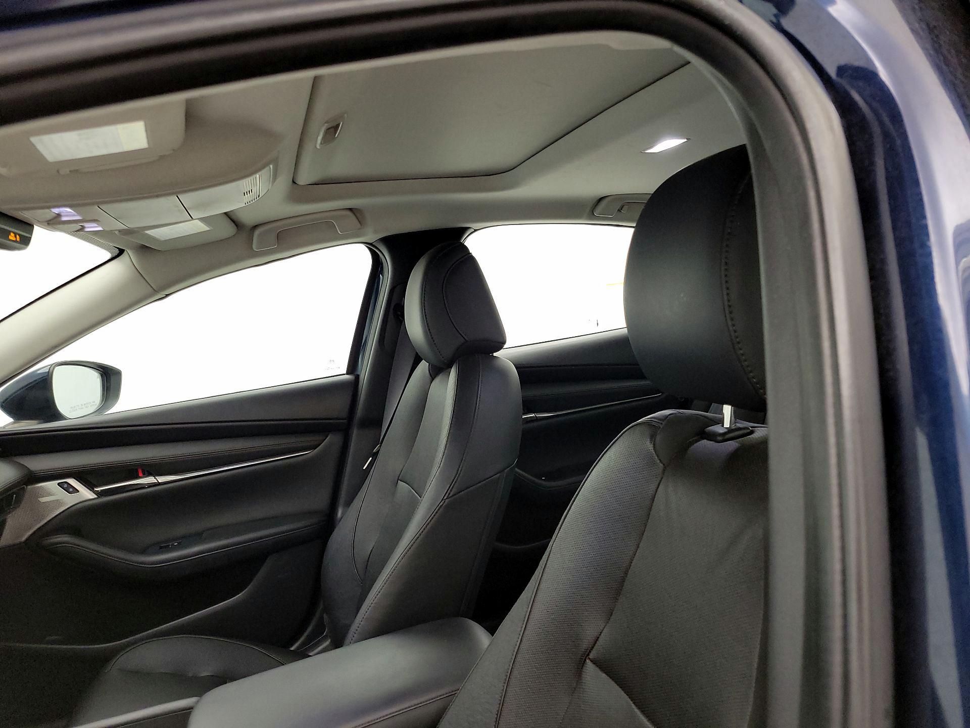 Thumbnail: 2019 Mazda Mazda3 - 20