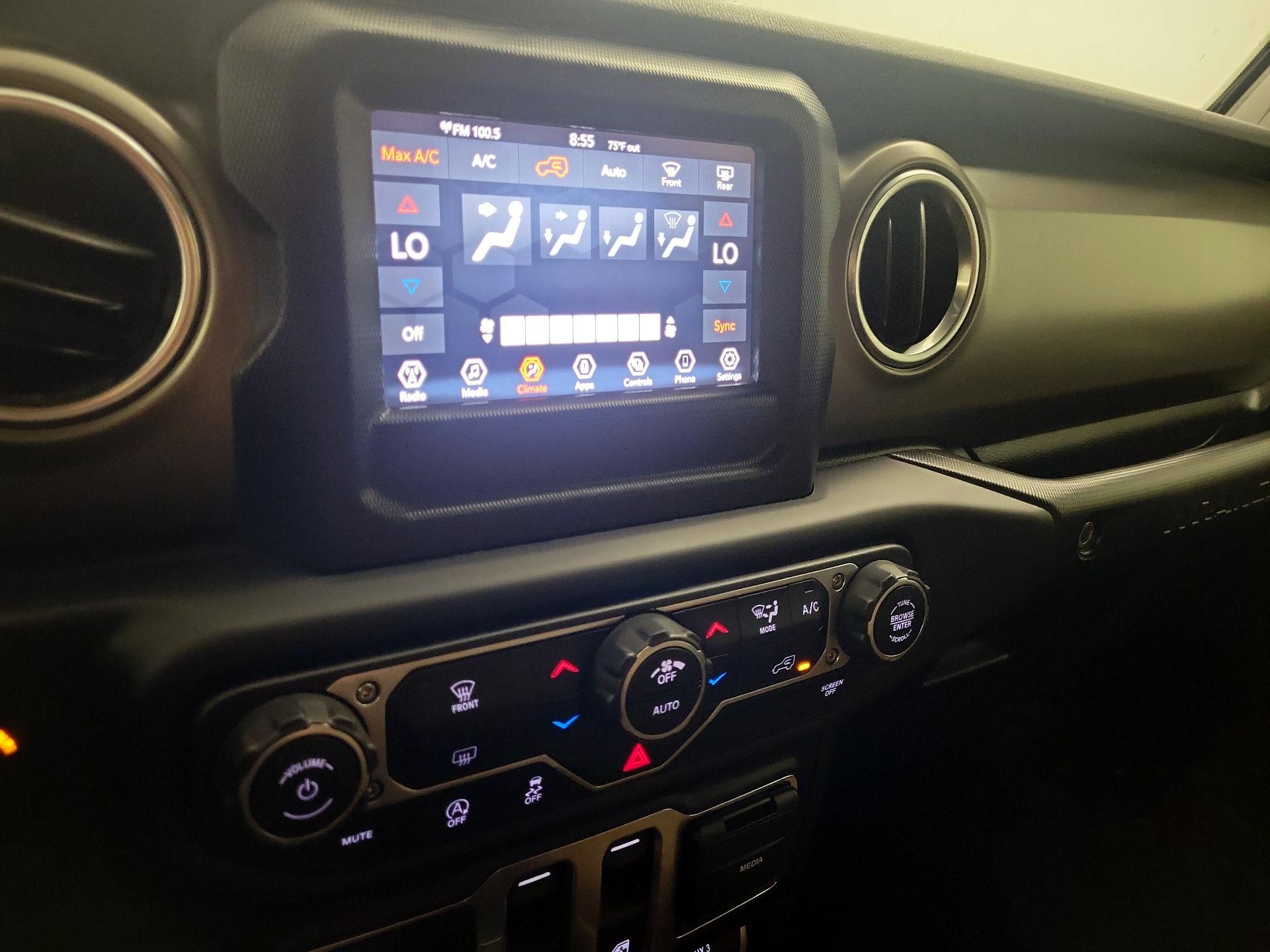Thumbnail: 2021 Jeep Wrangler - 16
