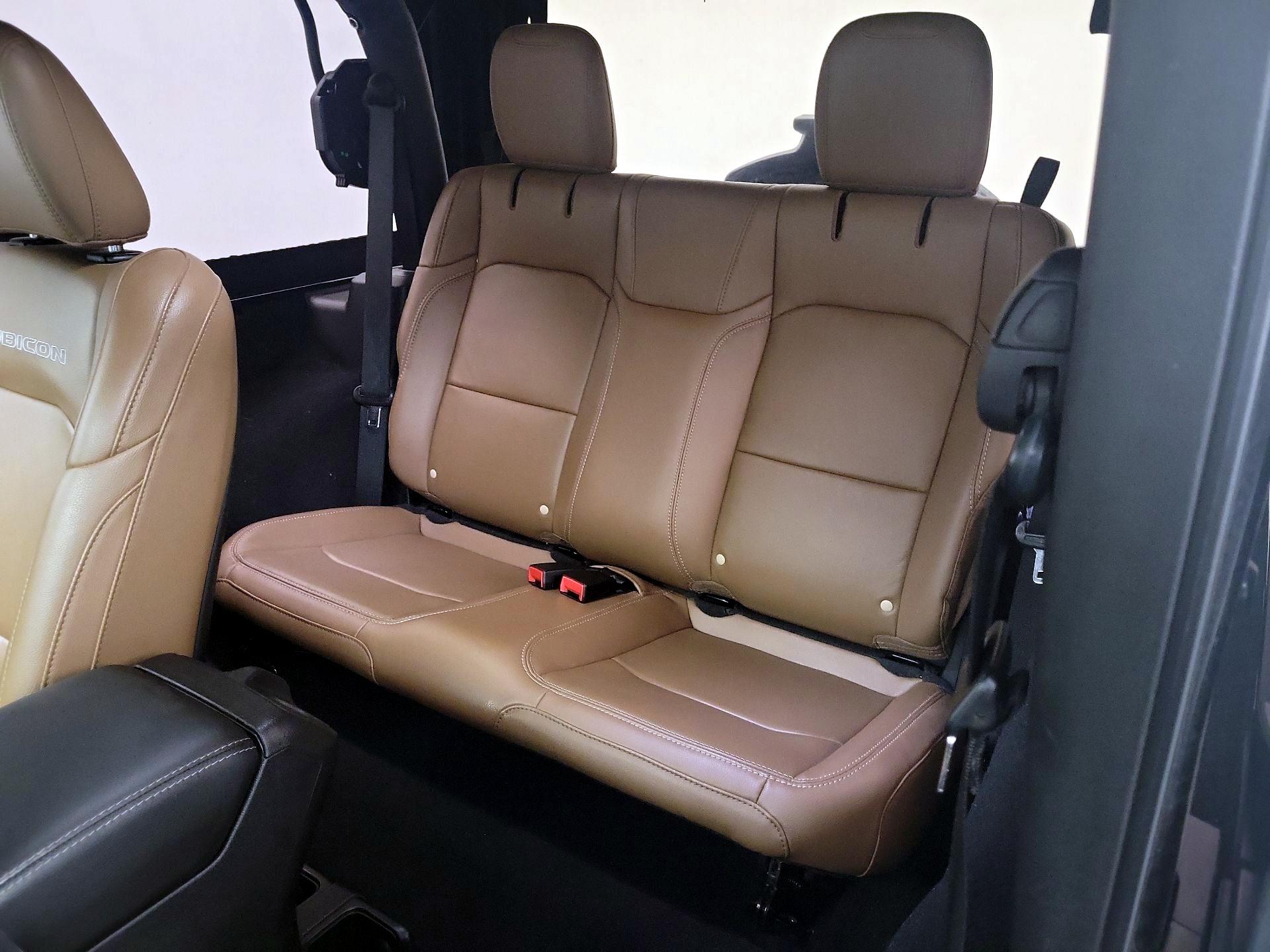 Thumbnail: 2021 Jeep Wrangler - 19