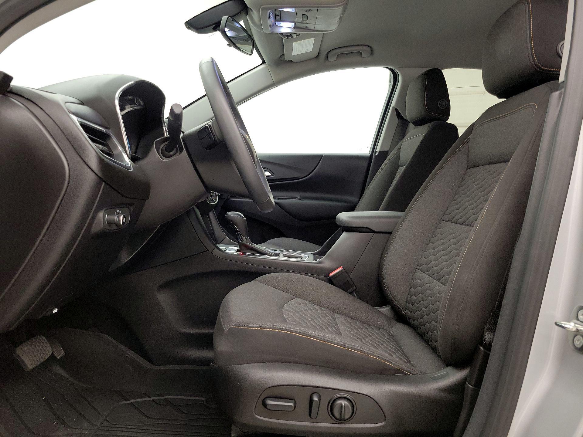 Thumbnail: 2018 Chevrolet Equinox - 11