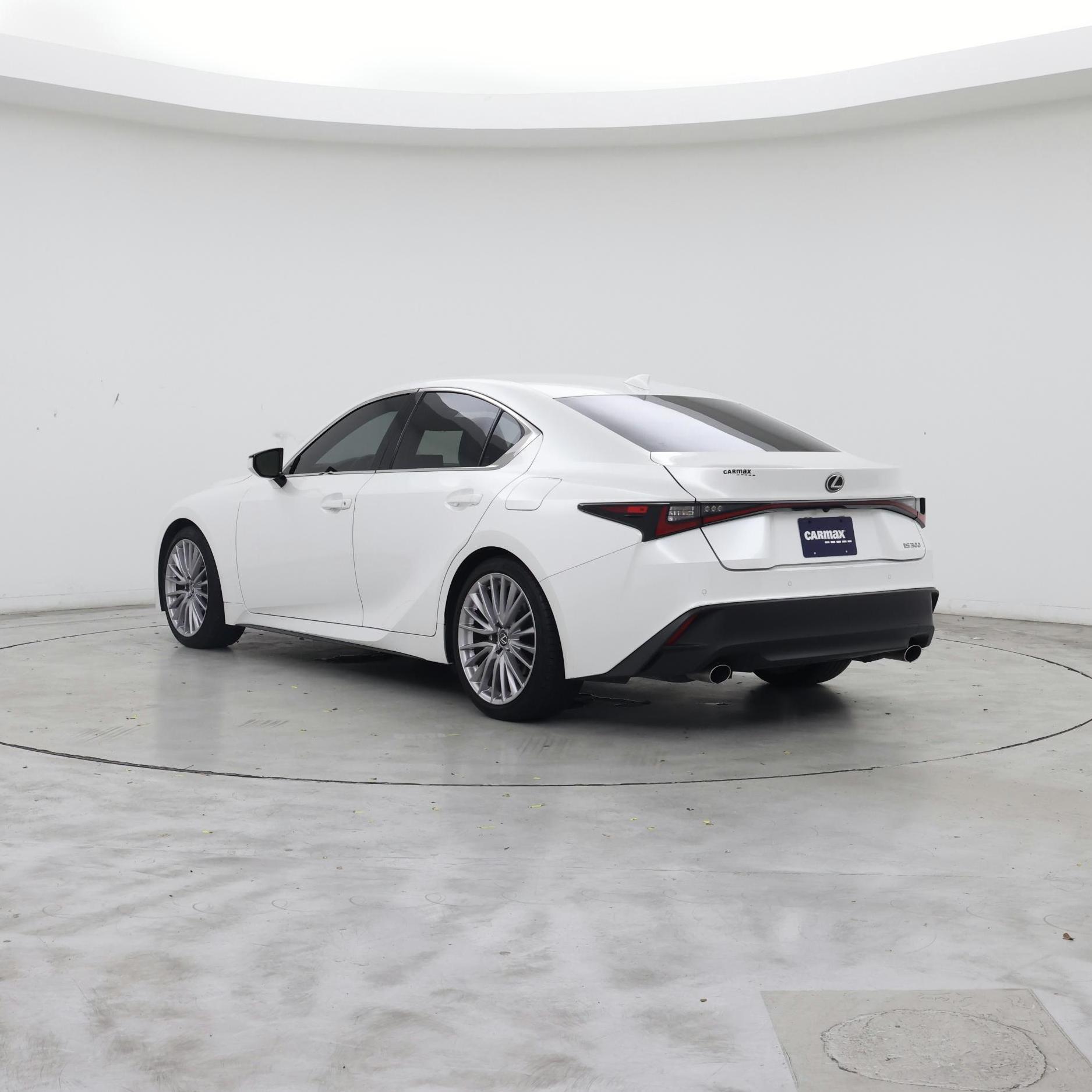 Thumbnail: 2024 Lexus IS - 2