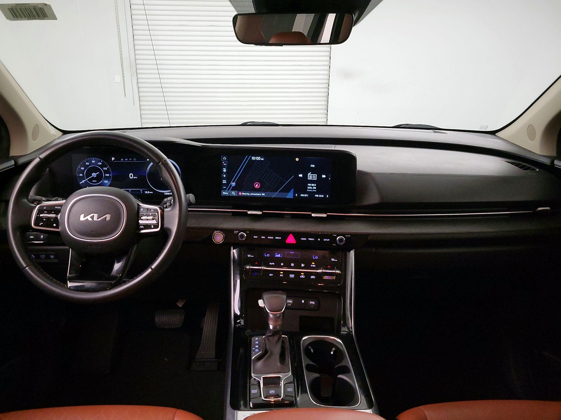 Thumbnail: 2023 Kia Carnival - 9