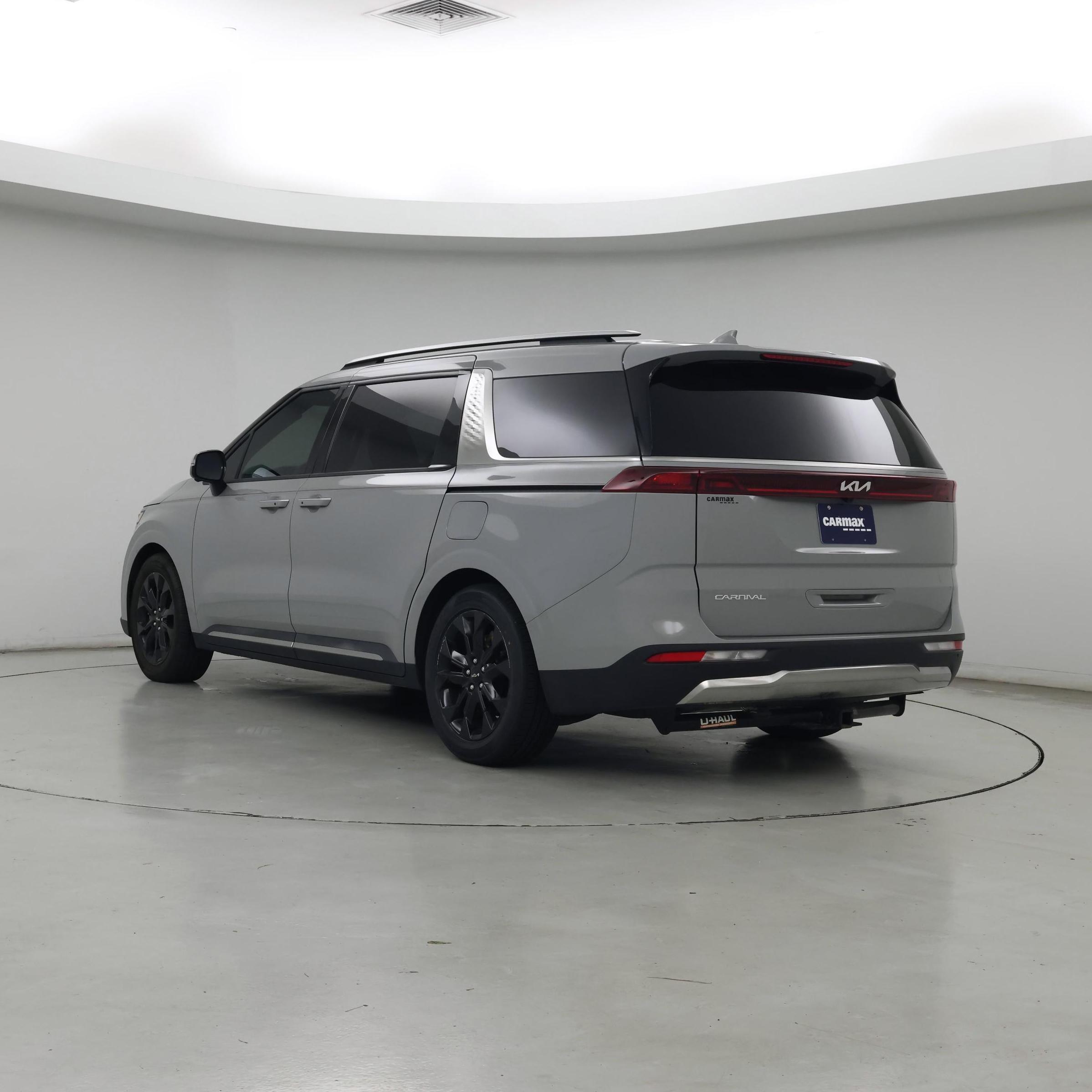 Thumbnail: 2023 Kia Carnival - 2