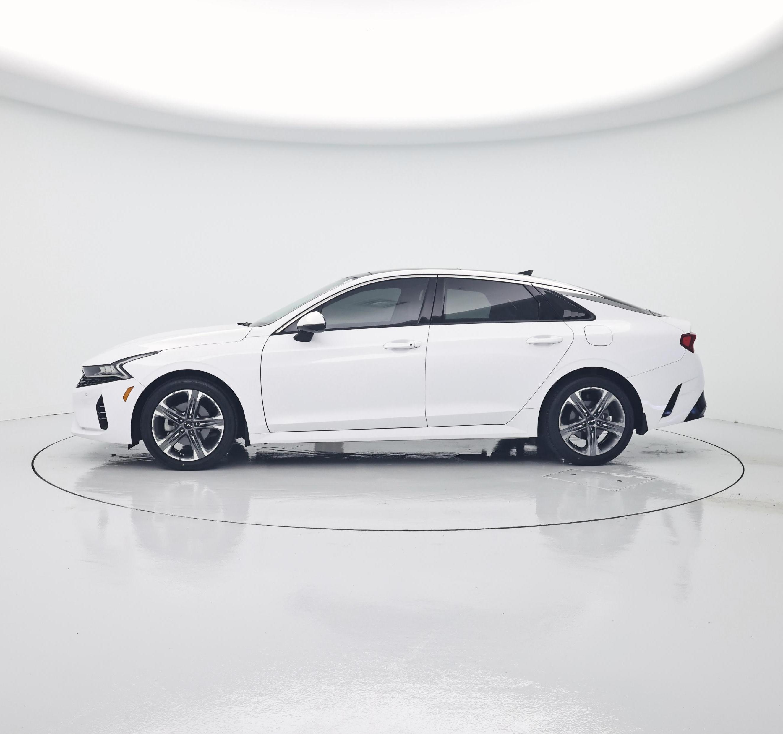 Thumbnail: 2024 Kia K5 - 3