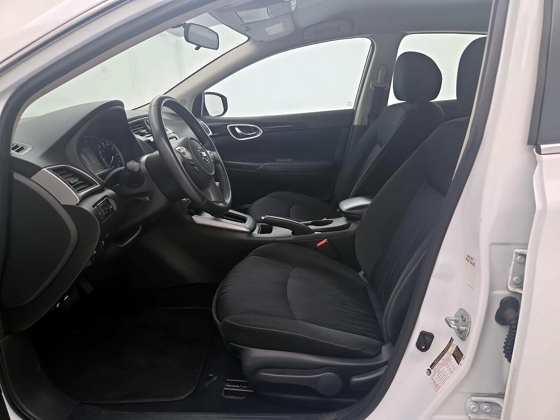 Thumbnail: 2019 Nissan Sentra - 11