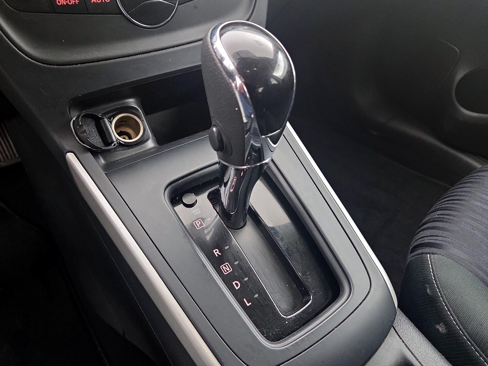 Thumbnail: 2019 Nissan Sentra - 17