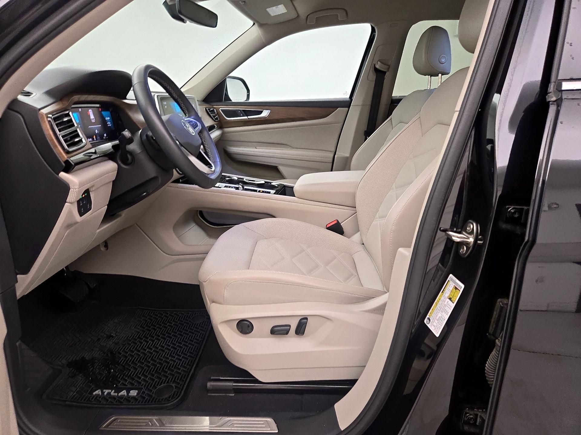 Thumbnail: 2024 Volkswagen Atlas - 11