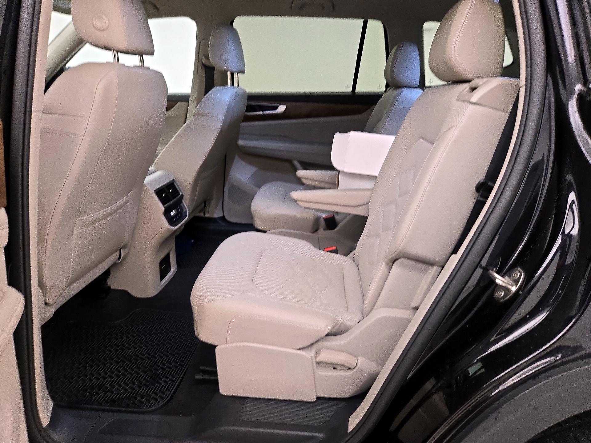 Thumbnail: 2024 Volkswagen Atlas - 19