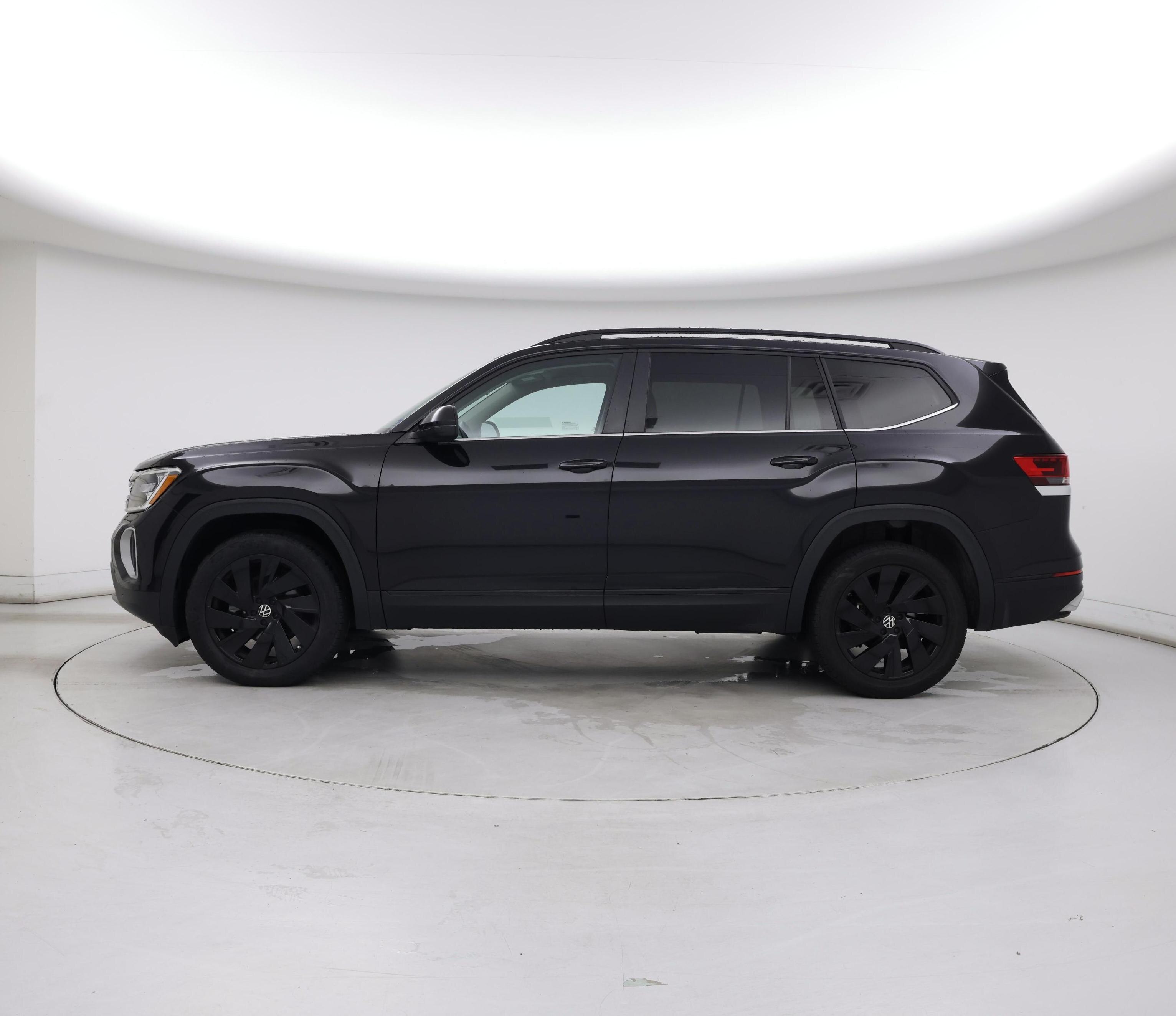 Thumbnail: 2024 Volkswagen Atlas - 3