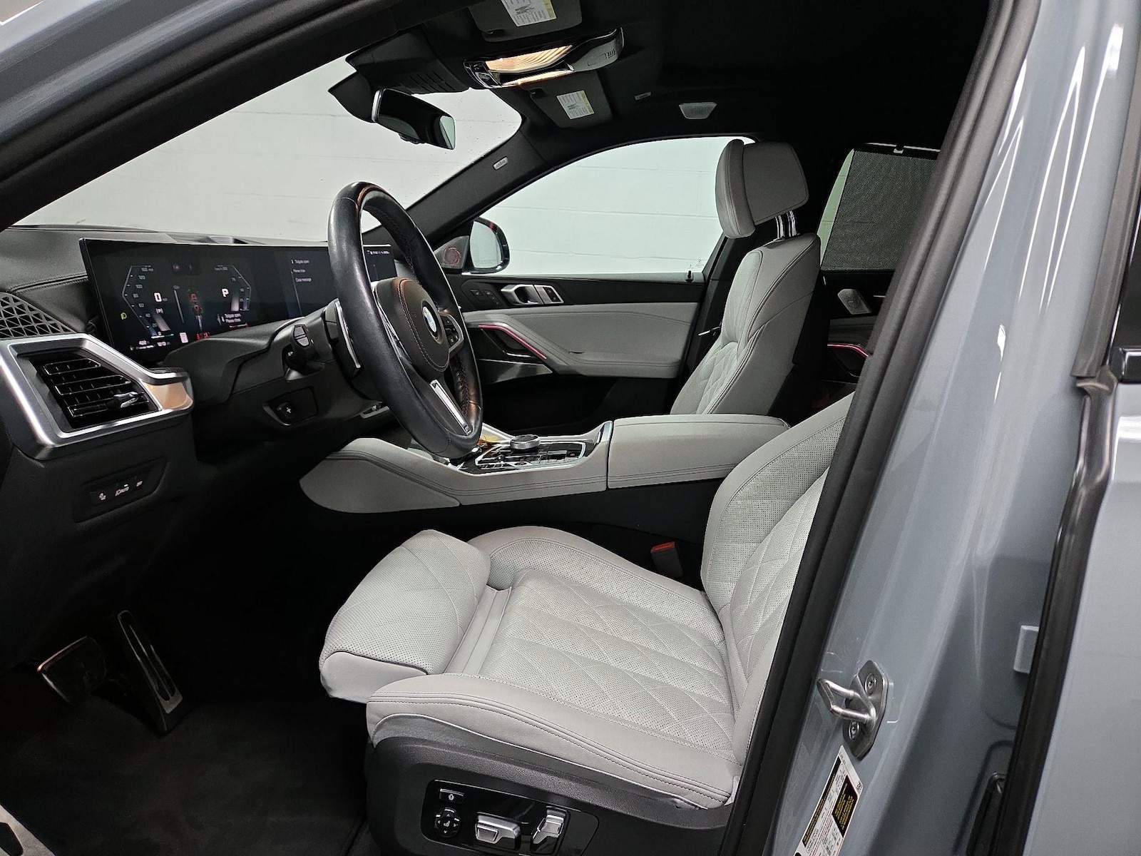 2024 BMW X6 M60i - Photo 12