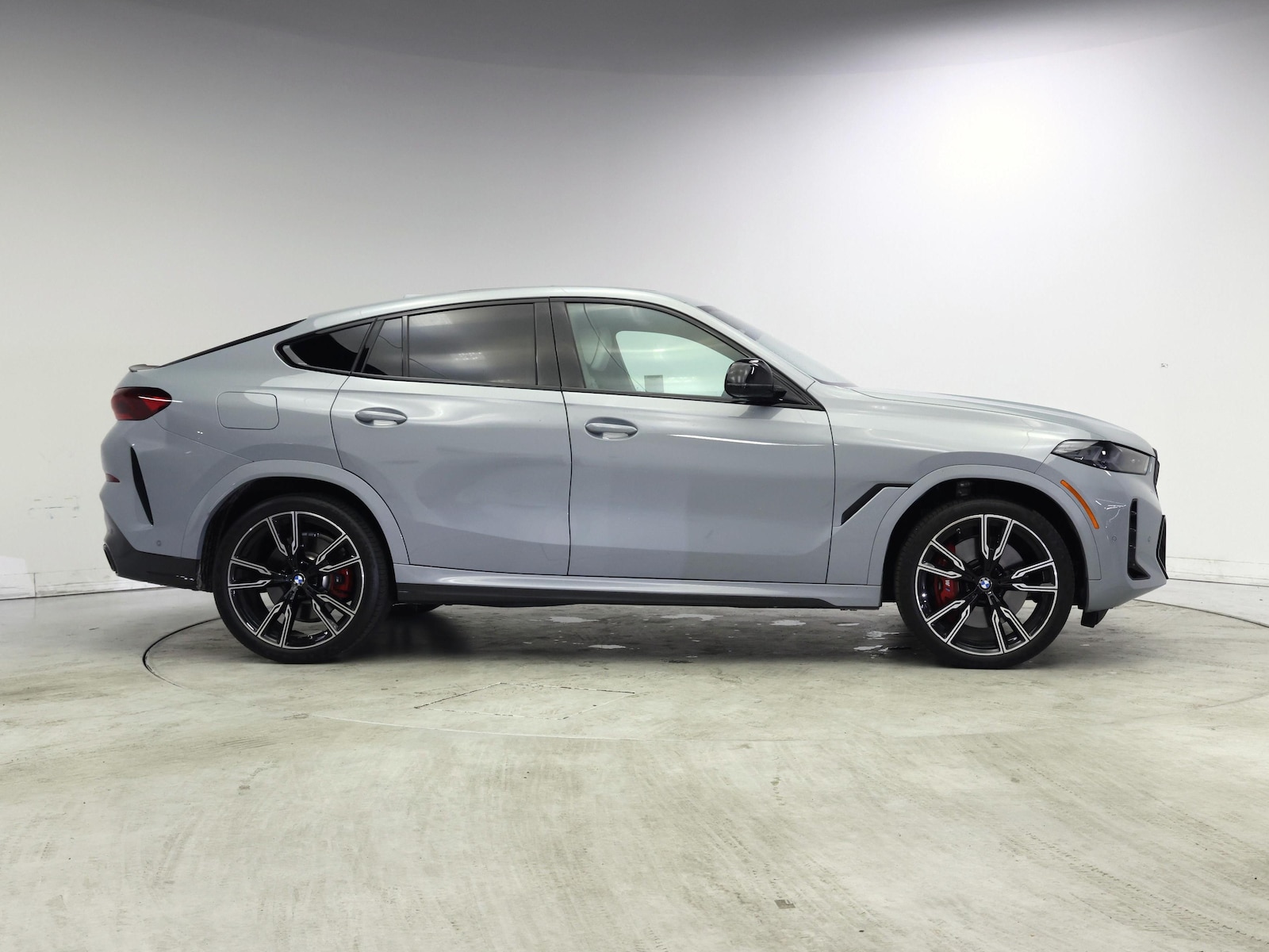 2024 BMW X6 M60i - Photo 8