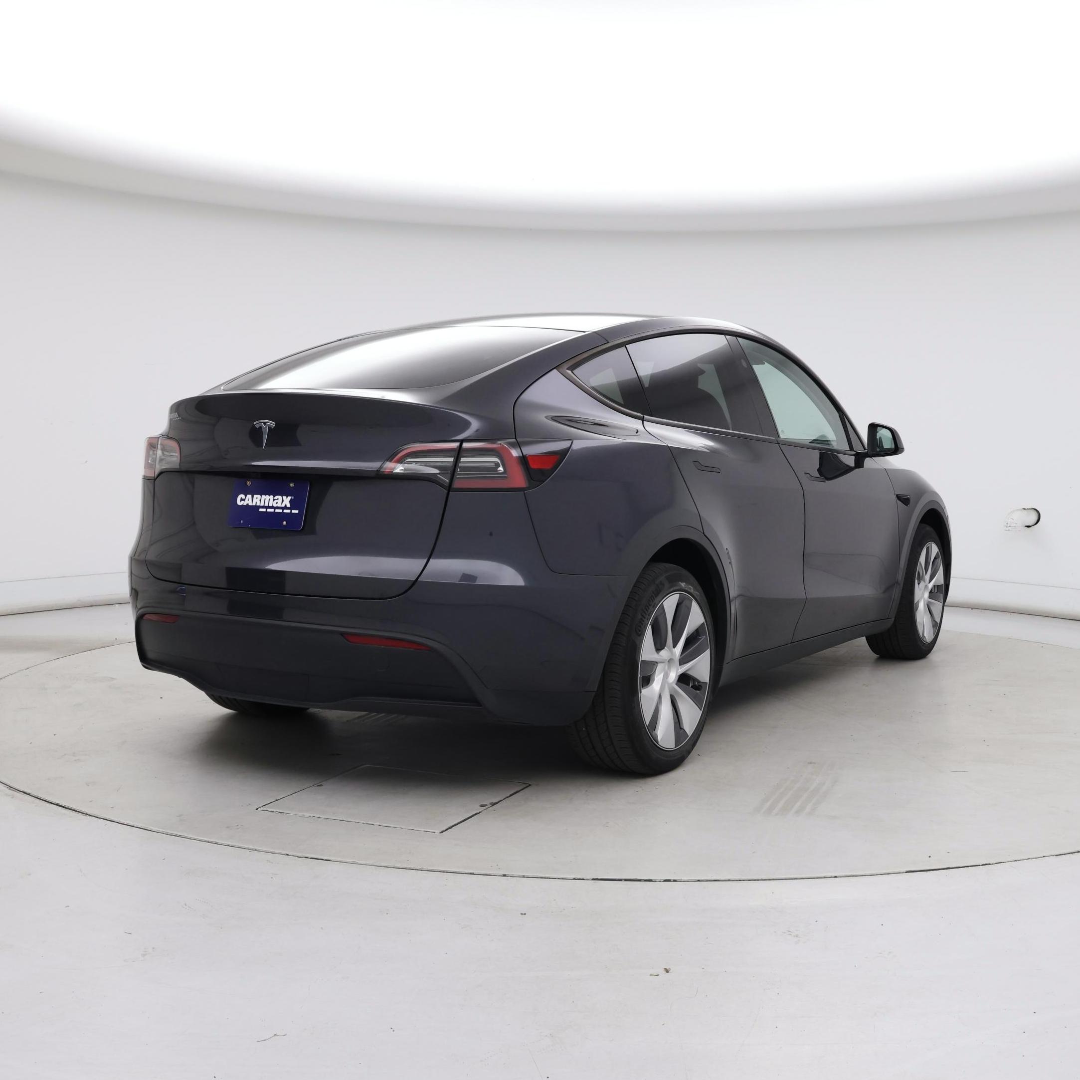 Thumbnail: 2024 Tesla Model Y - 8