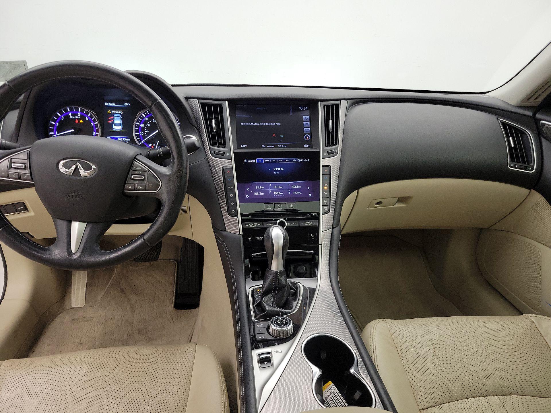 Thumbnail: 2015 INFINITI Q50 - 9
