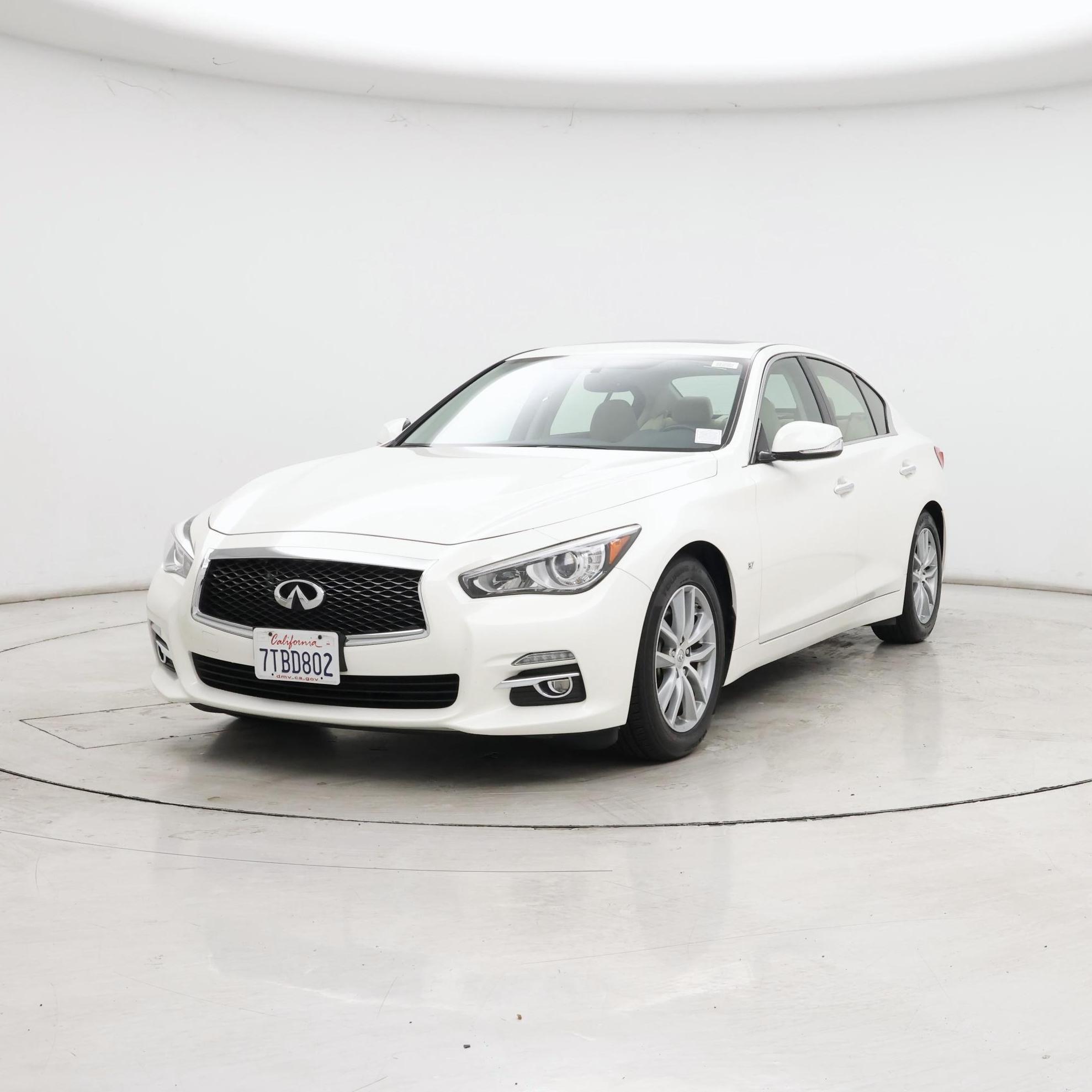 Thumbnail: 2015 INFINITI Q50 - 4