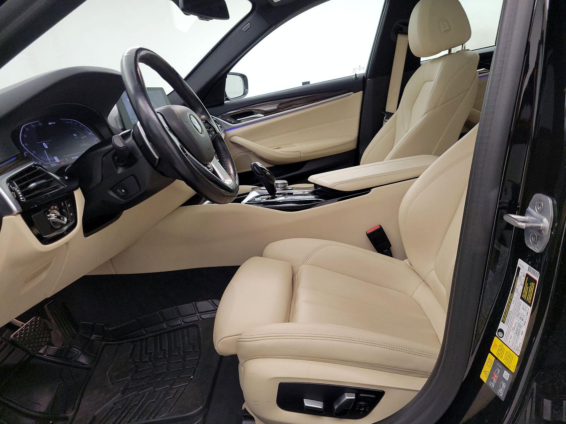 Thumbnail: 2020 BMW 5 Series - 11