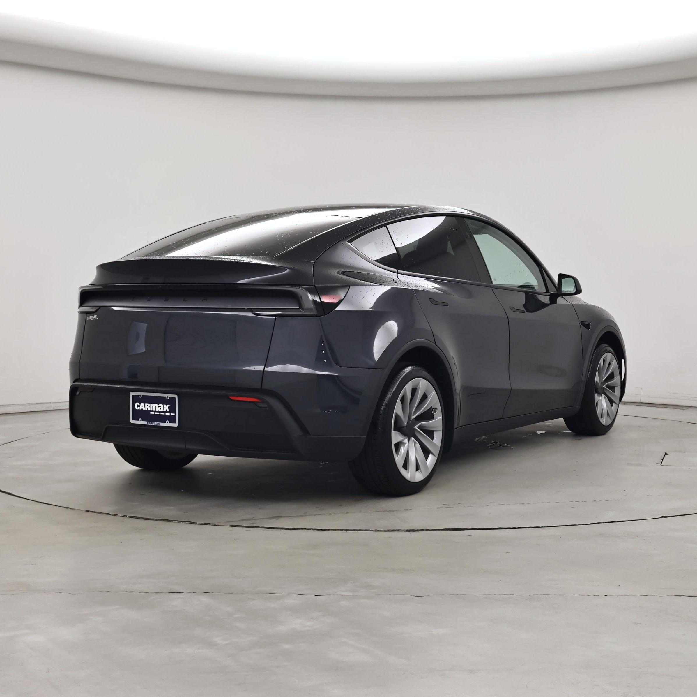 Thumbnail: 2026 Tesla Model Y - 8