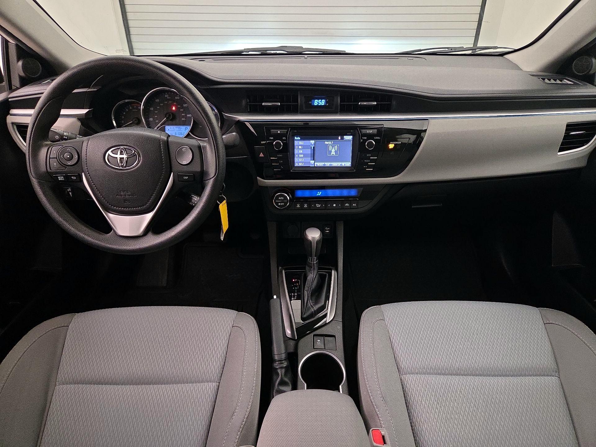 Thumbnail: 2016 Toyota Corolla - 9