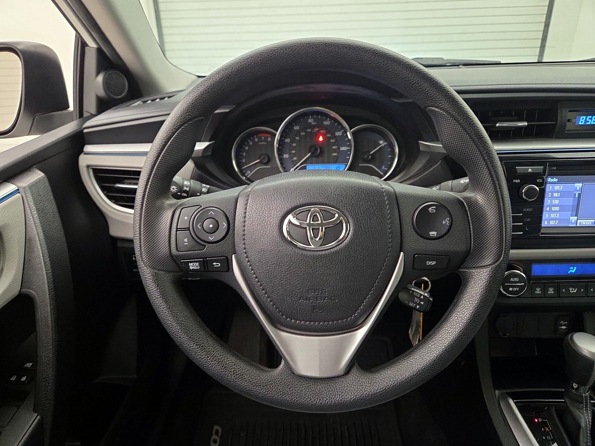 Thumbnail: 2016 Toyota Corolla - 10