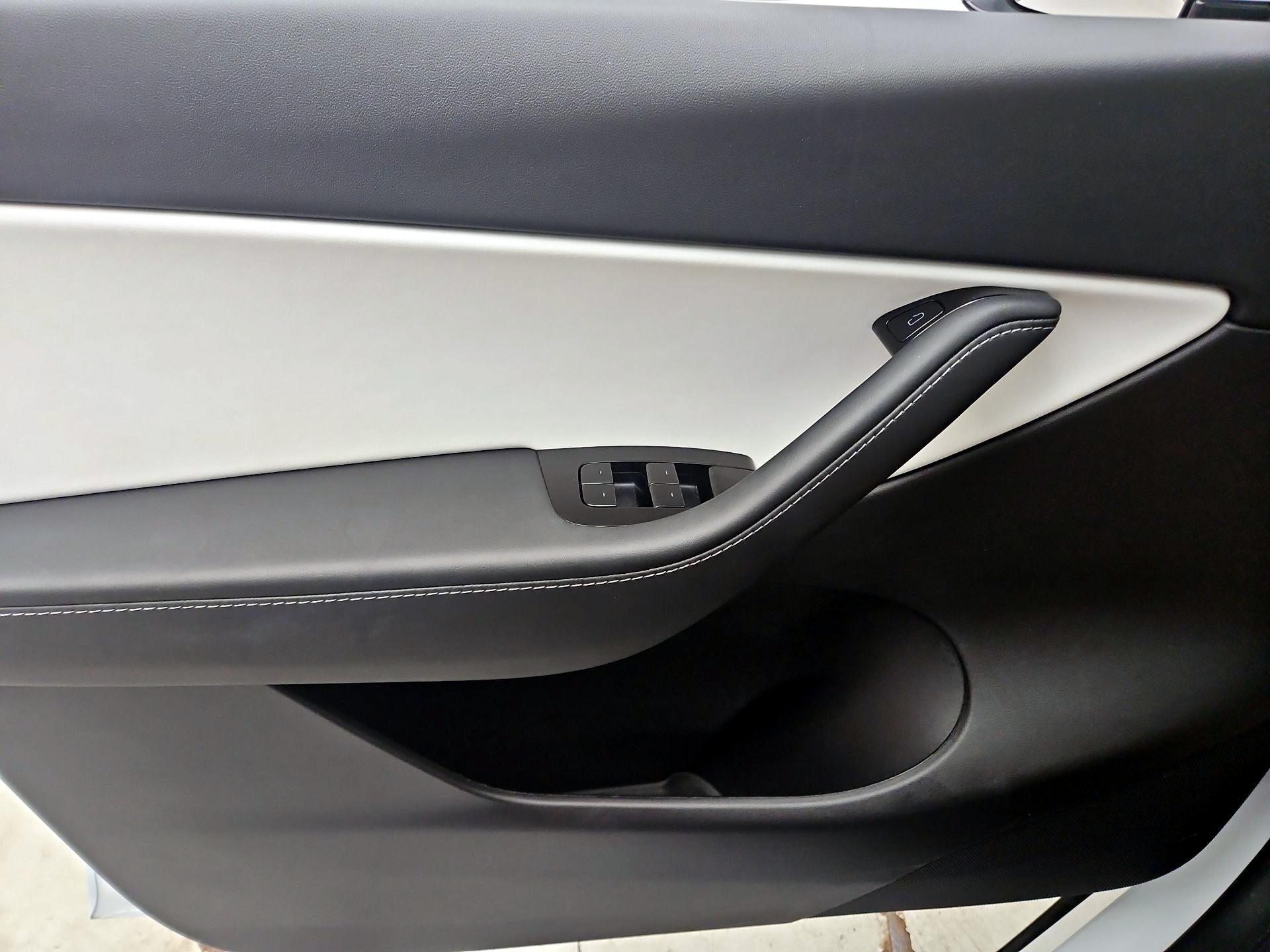 Thumbnail: 2020 Tesla Model Y - 12