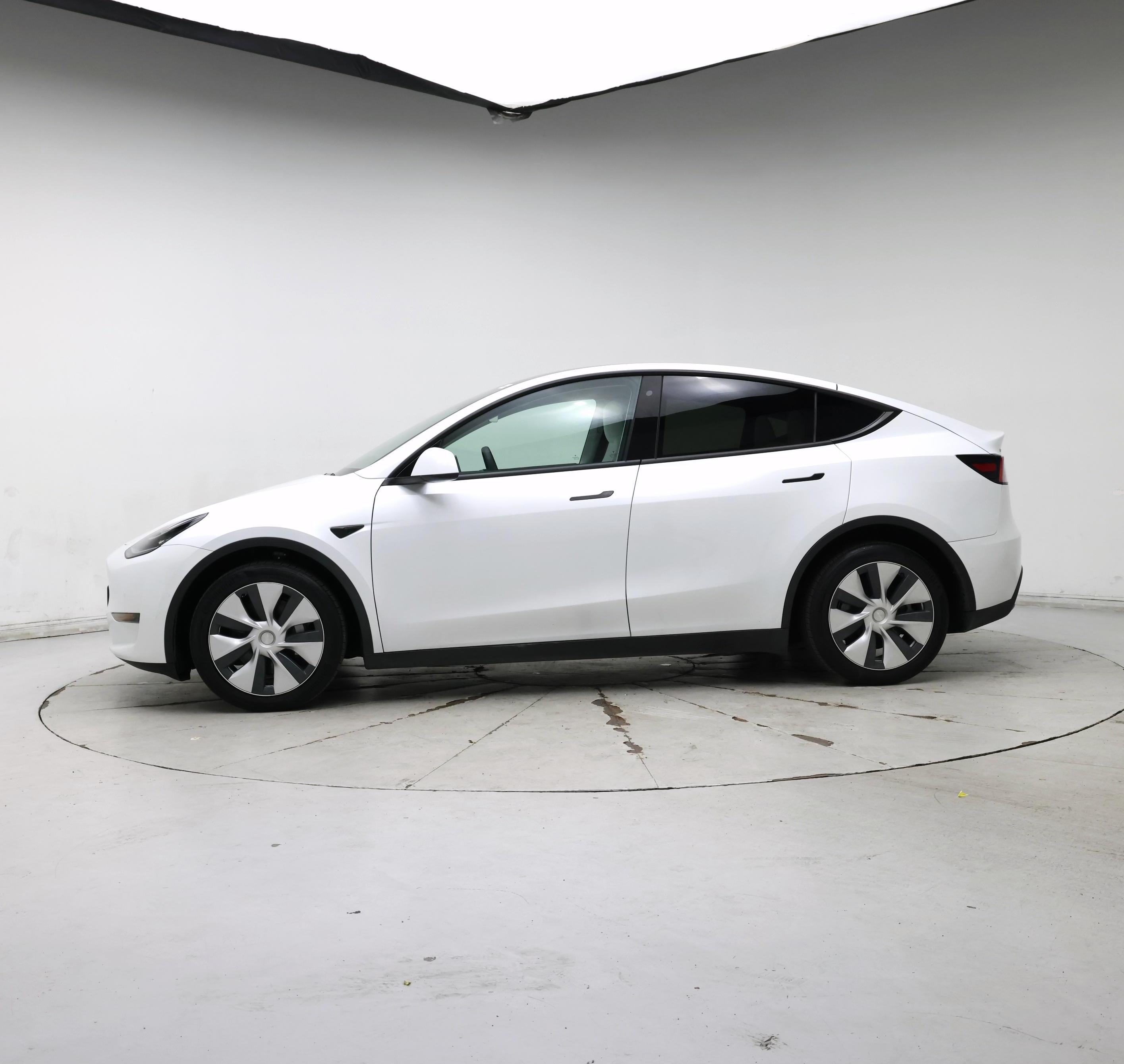 Thumbnail: 2020 Tesla Model Y - 3