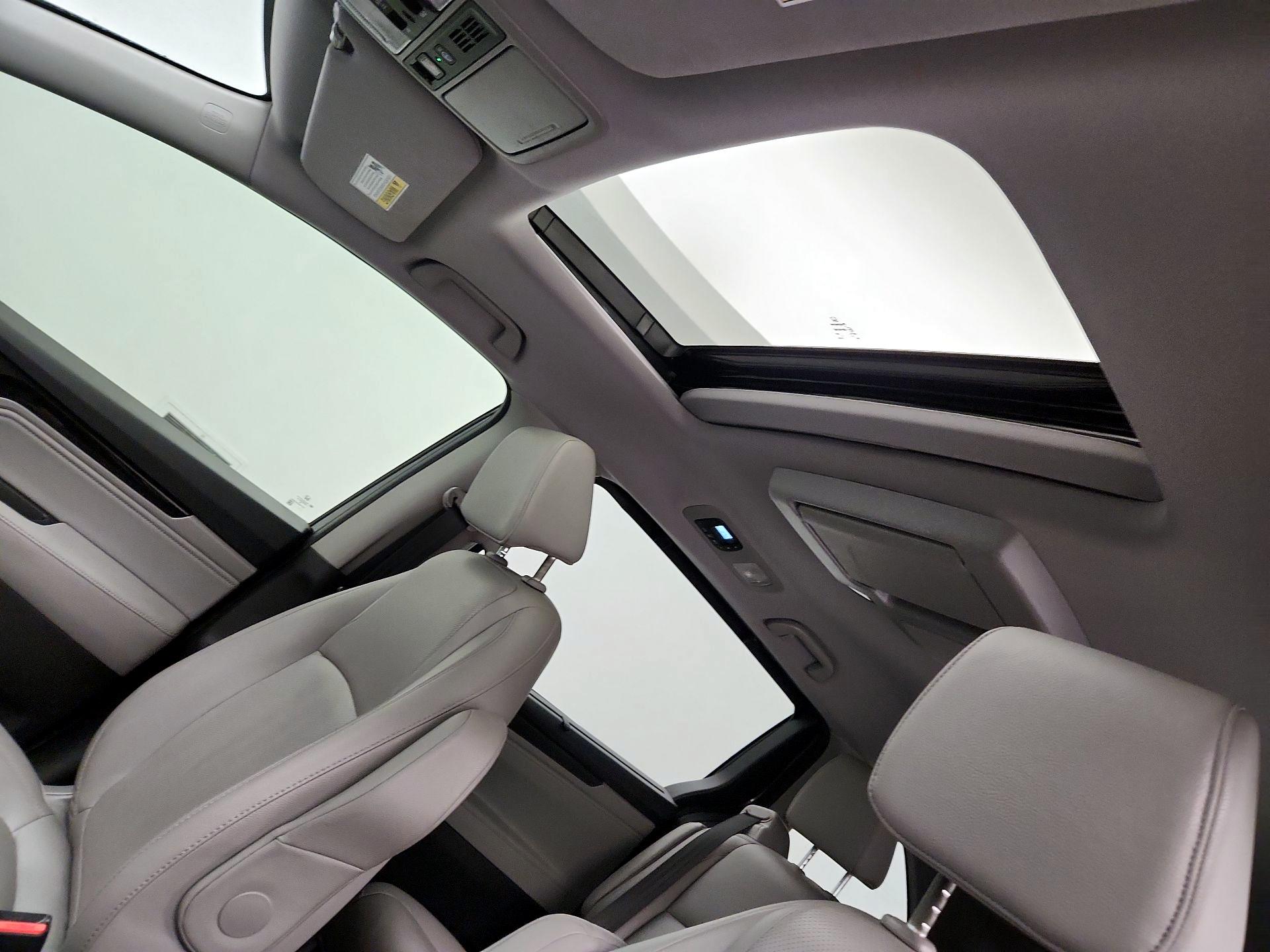 Thumbnail: 2019 Honda Odyssey - 20