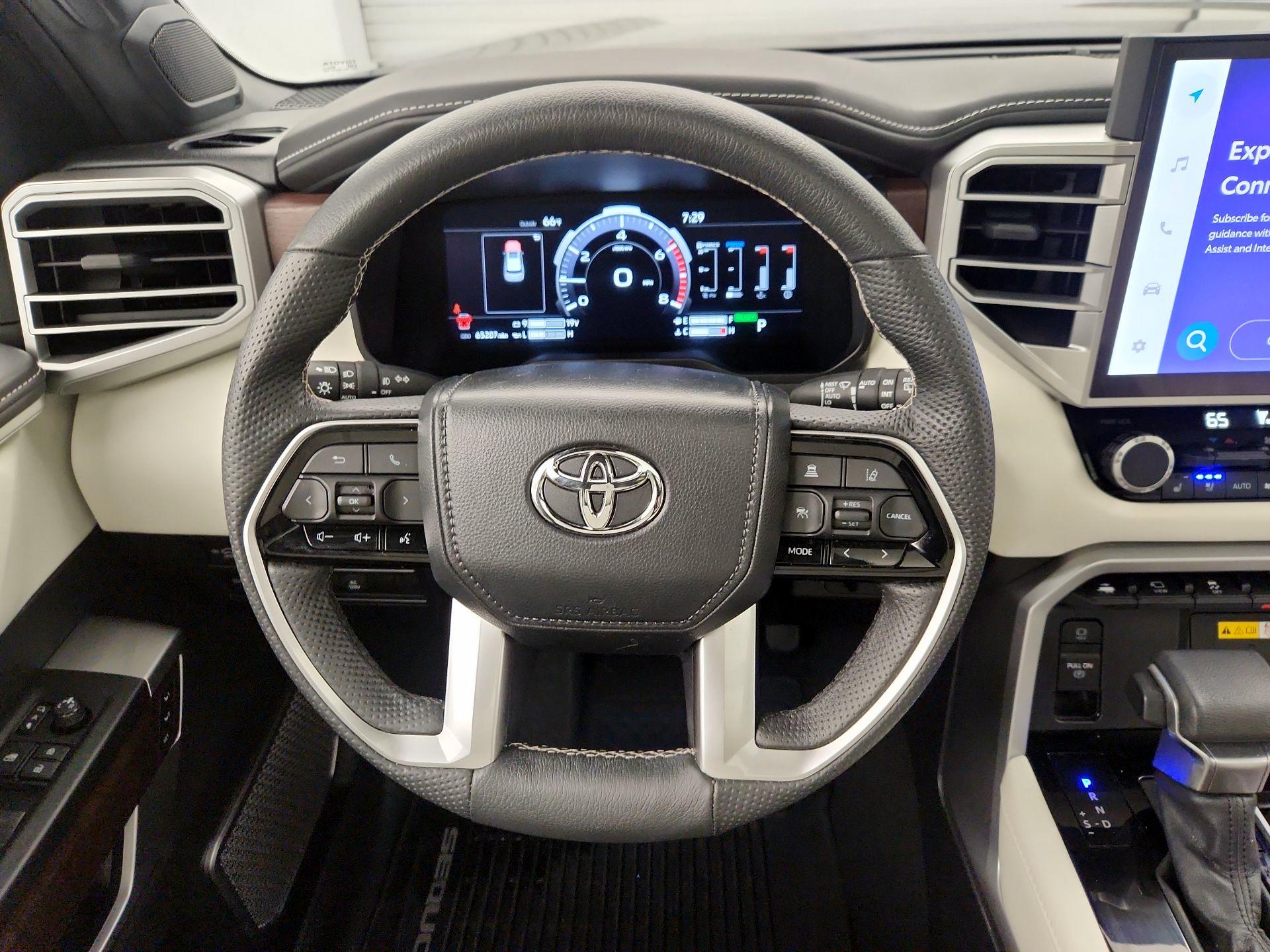 Thumbnail: 2024 Toyota Sequoia - 10