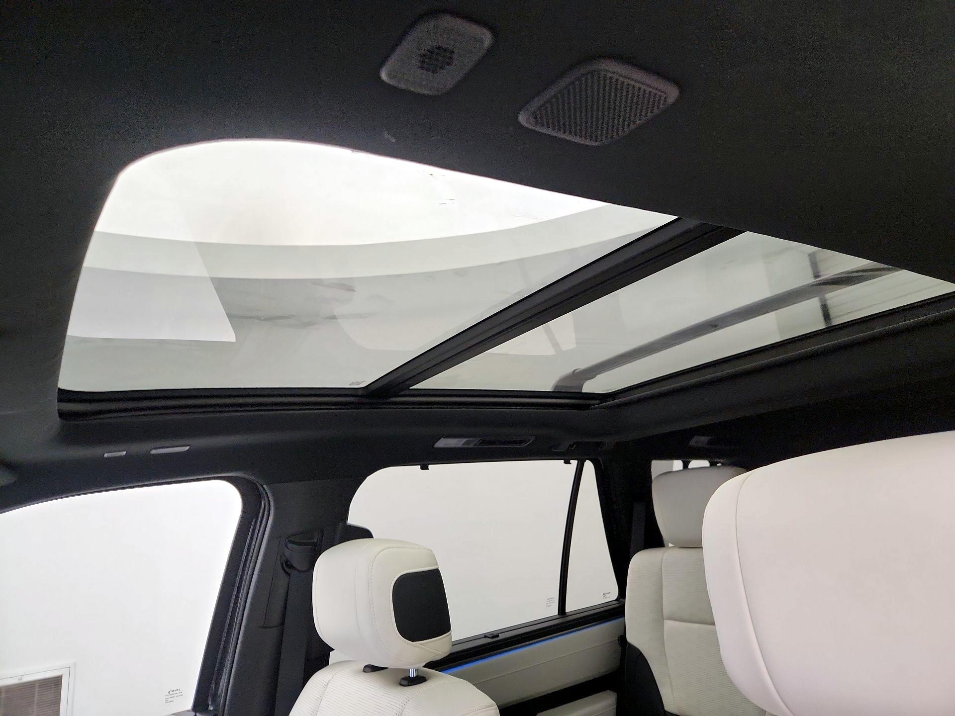 Thumbnail: 2024 Toyota Sequoia - 19