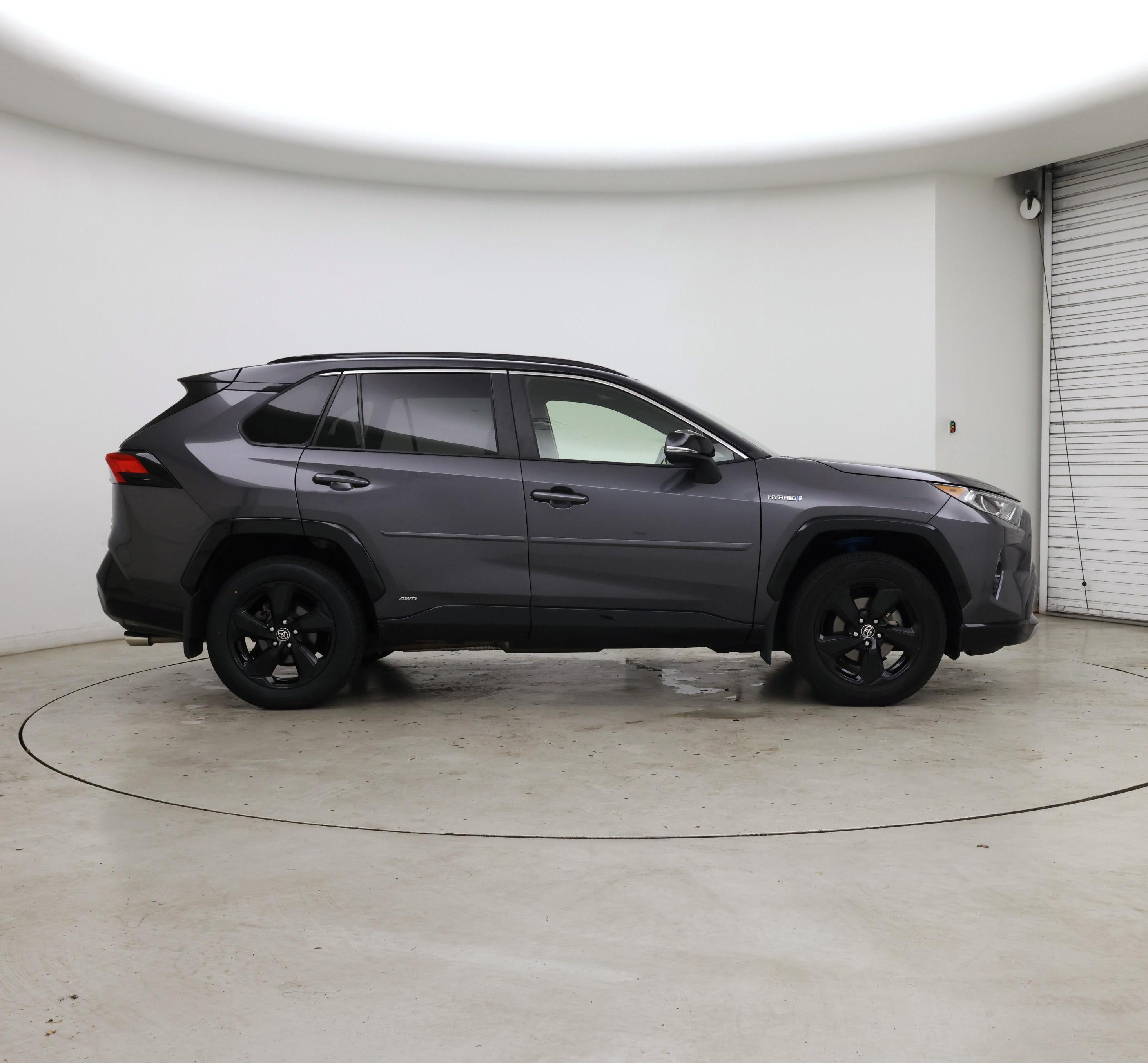 Thumbnail: 2020 Toyota RAV4 - 7