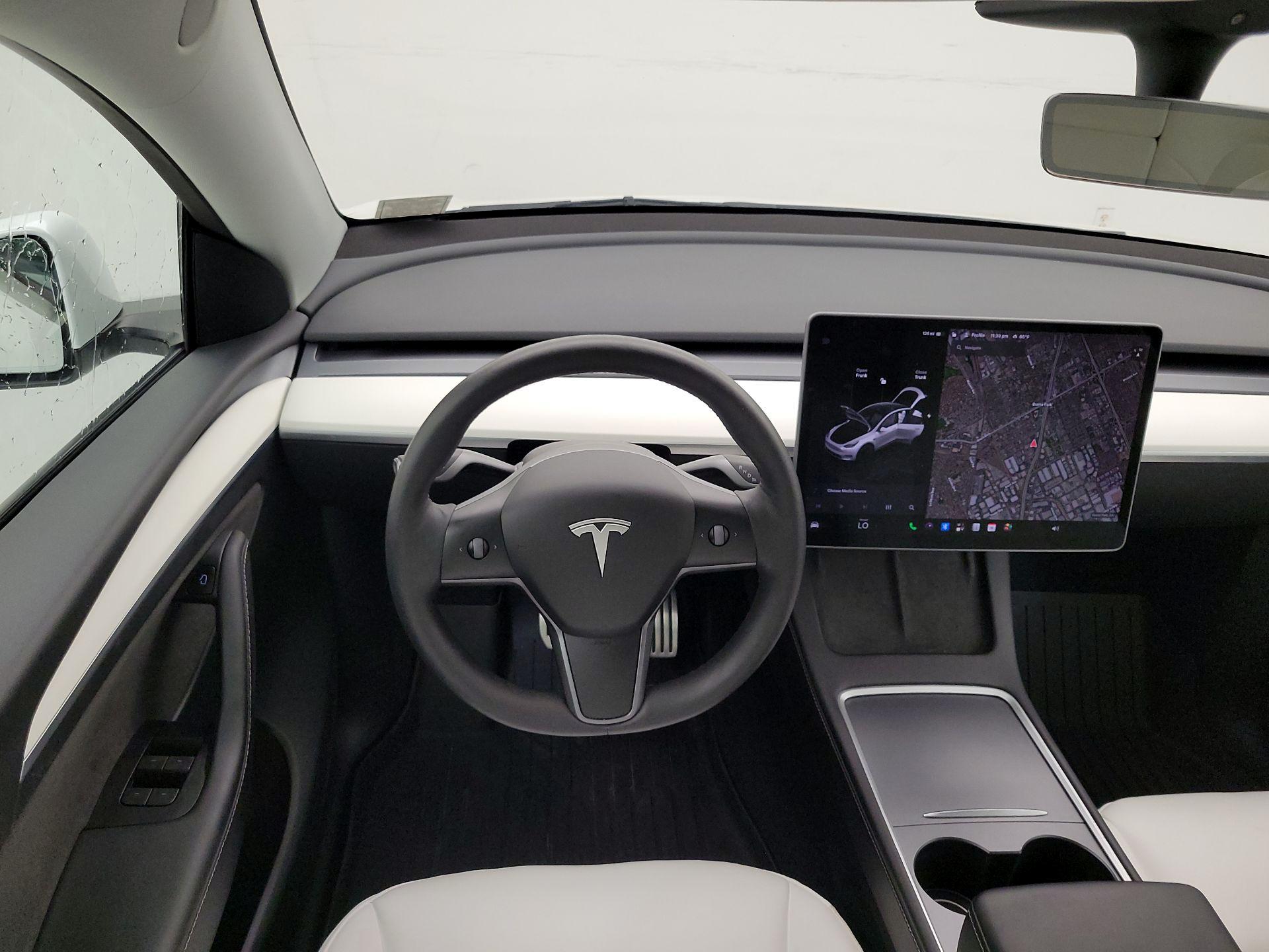 Thumbnail: 2022 Tesla Model Y - 10