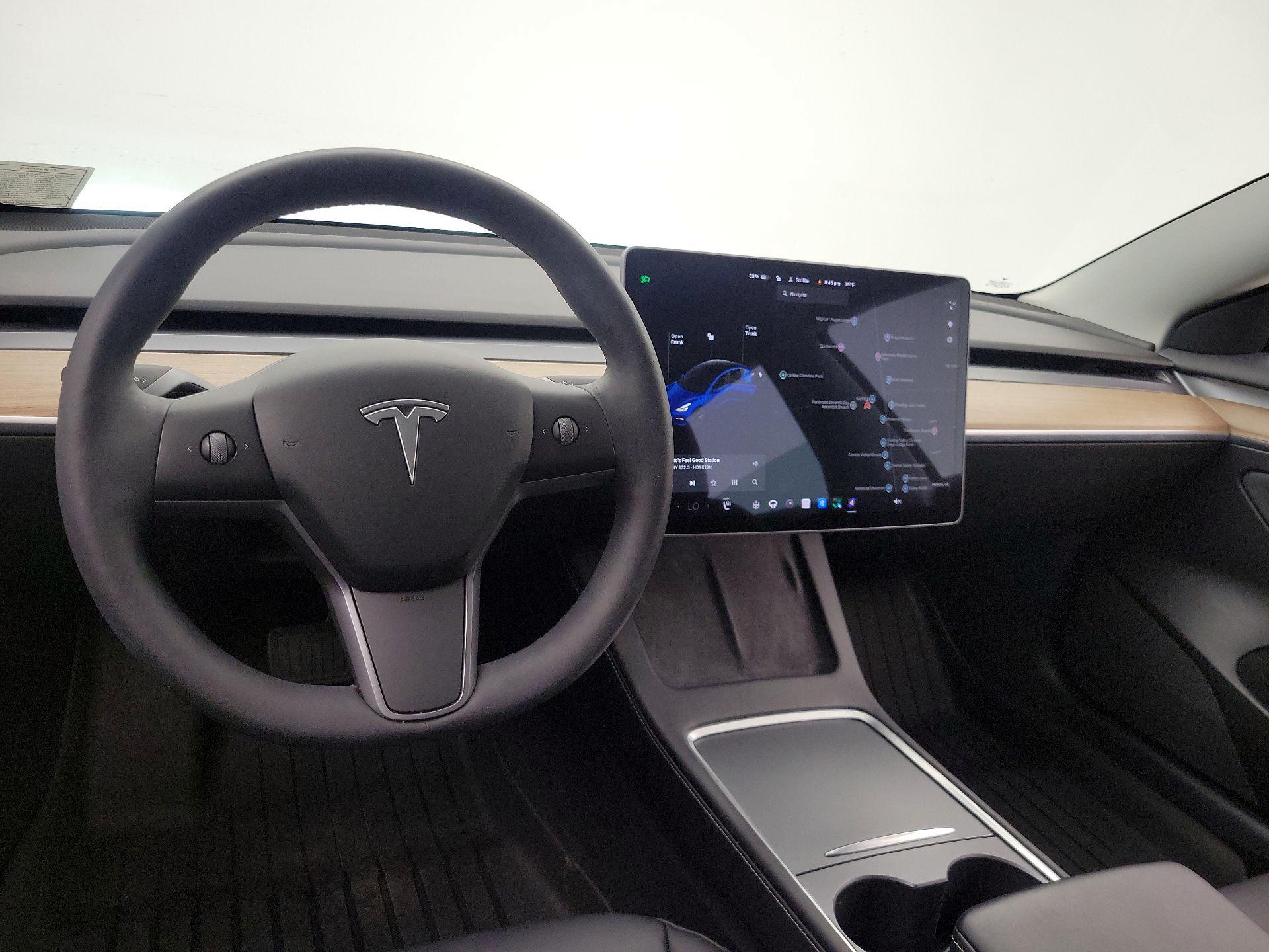Thumbnail: 2021 Tesla Model 3 - 9