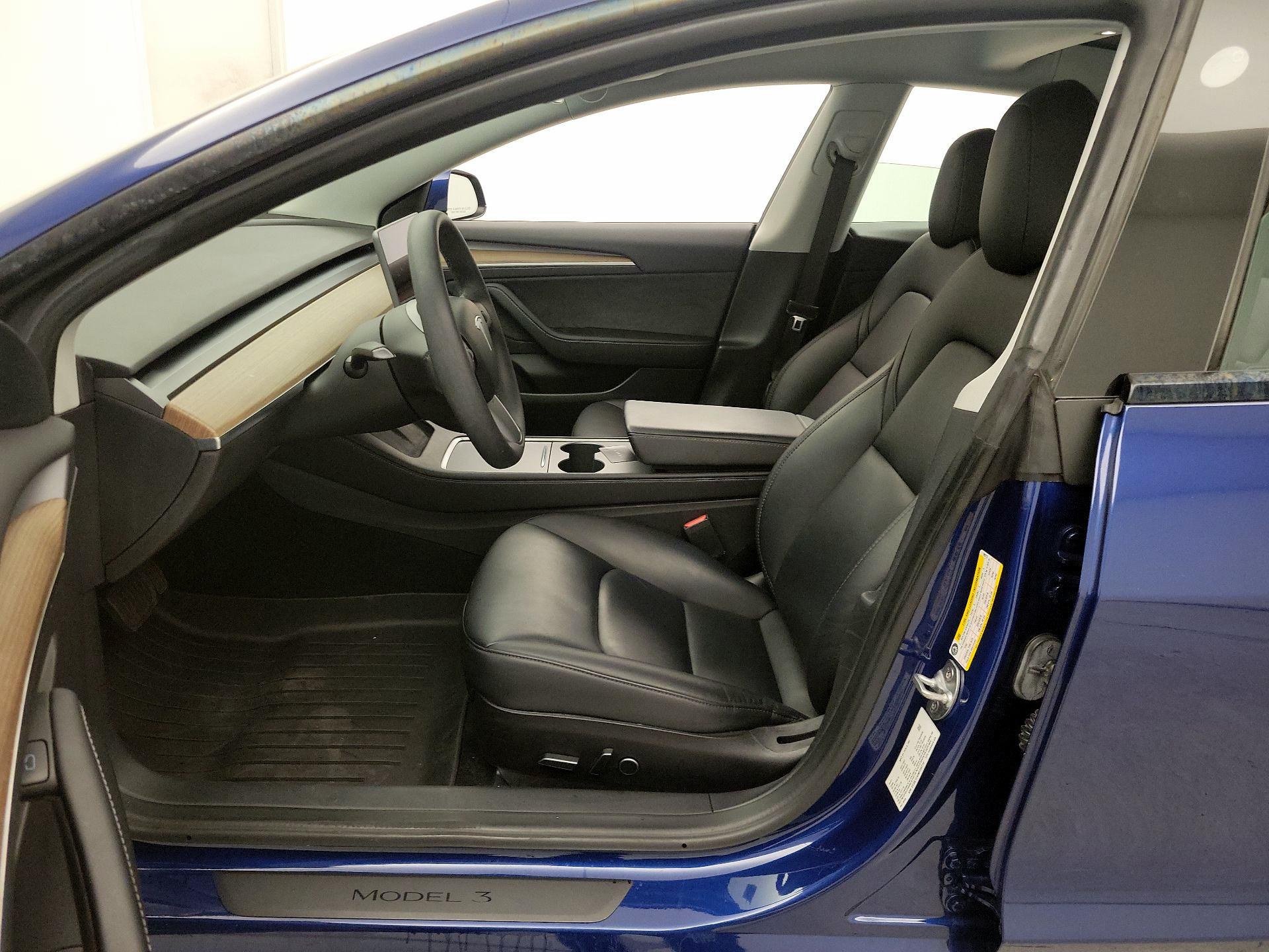 Thumbnail: 2021 Tesla Model 3 - 11
