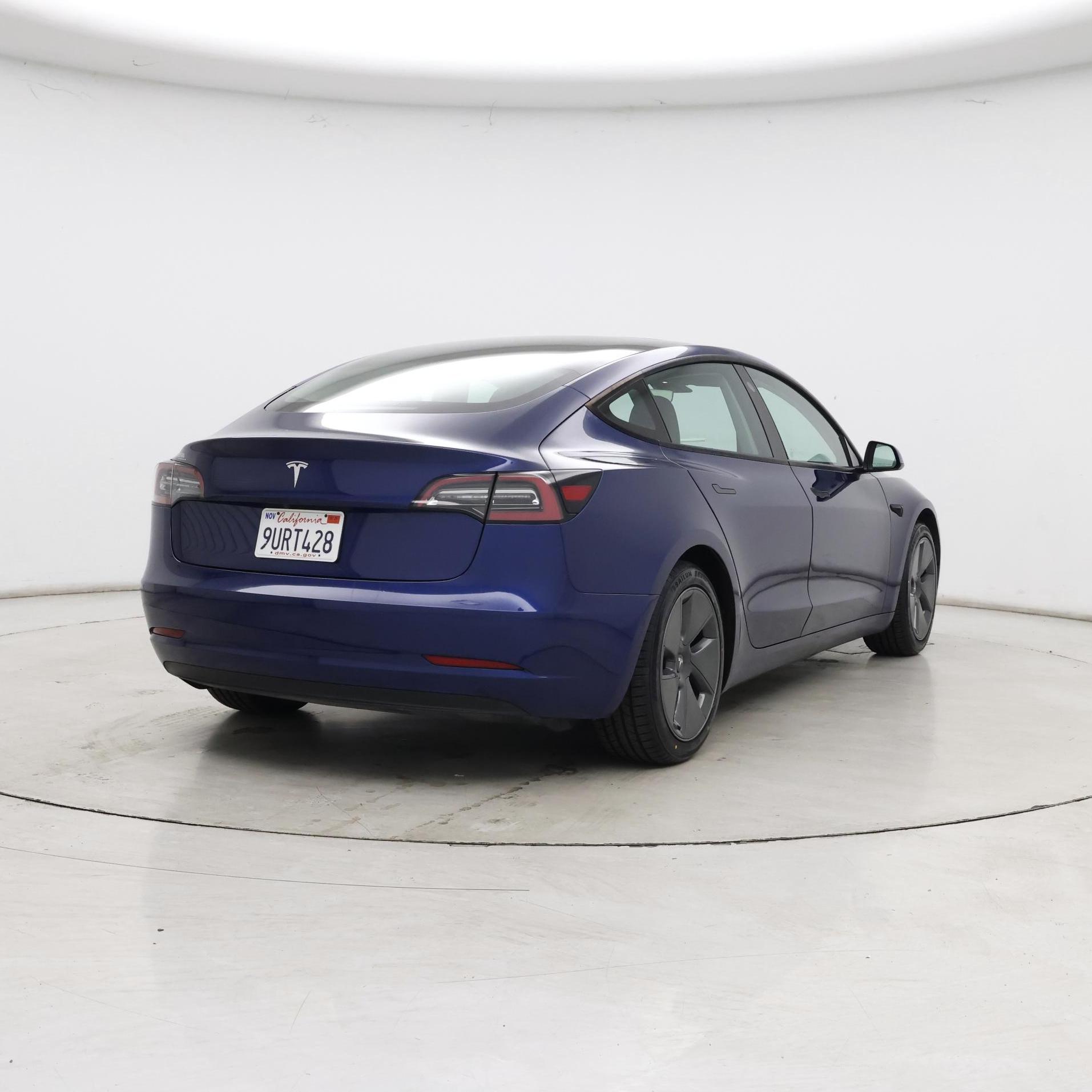 Thumbnail: 2021 Tesla Model 3 - 8