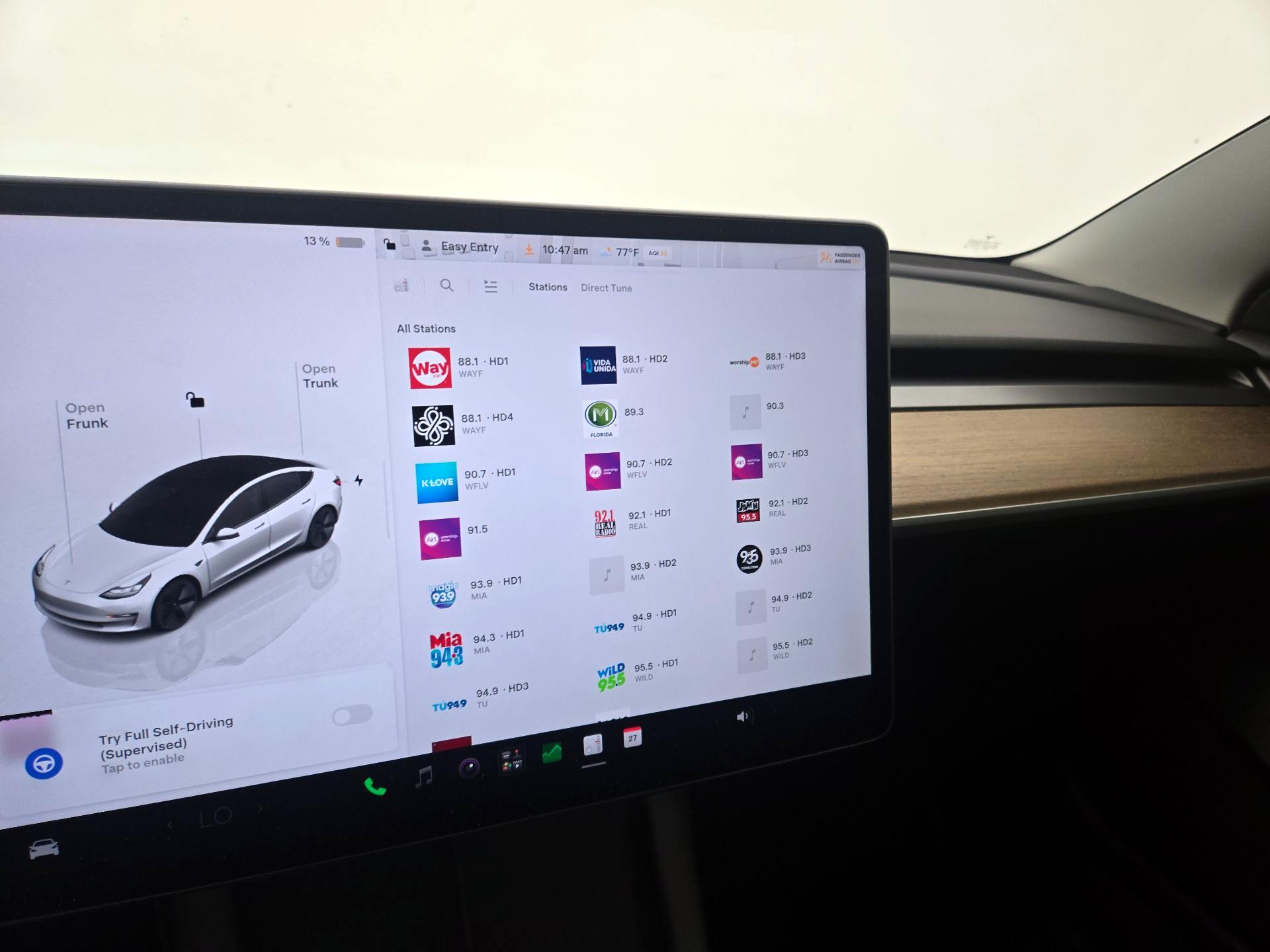 Thumbnail: 2023 Tesla Model 3 - 15