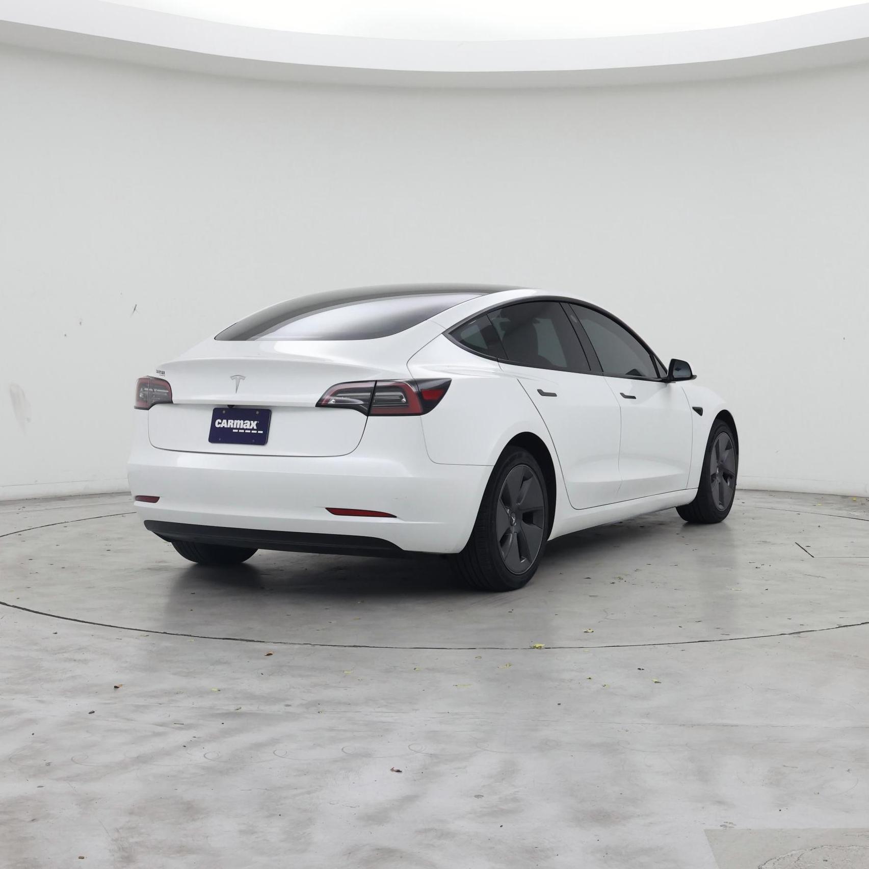 Thumbnail: 2023 Tesla Model 3 - 8