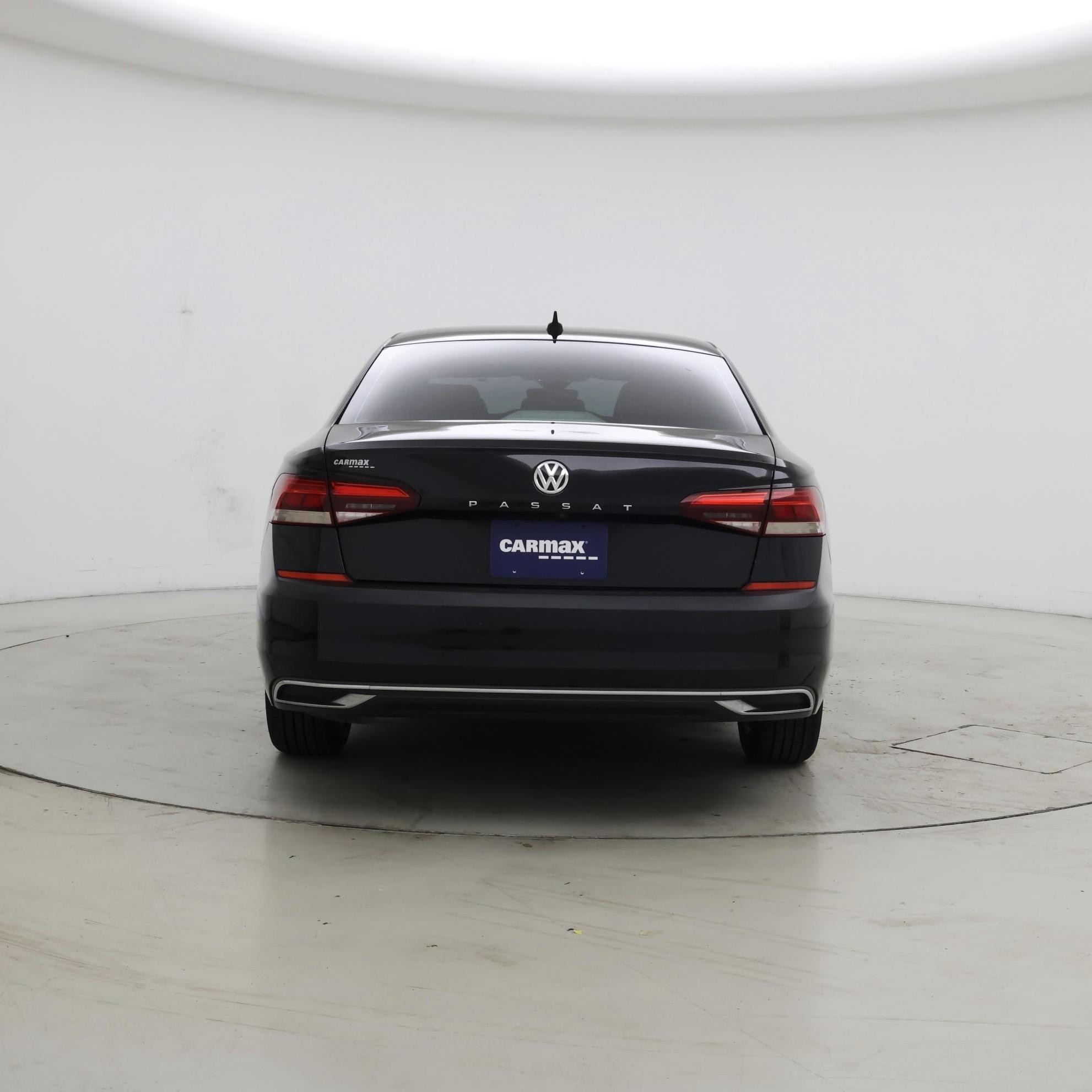 Thumbnail: 2020 Volkswagen Passat - 8