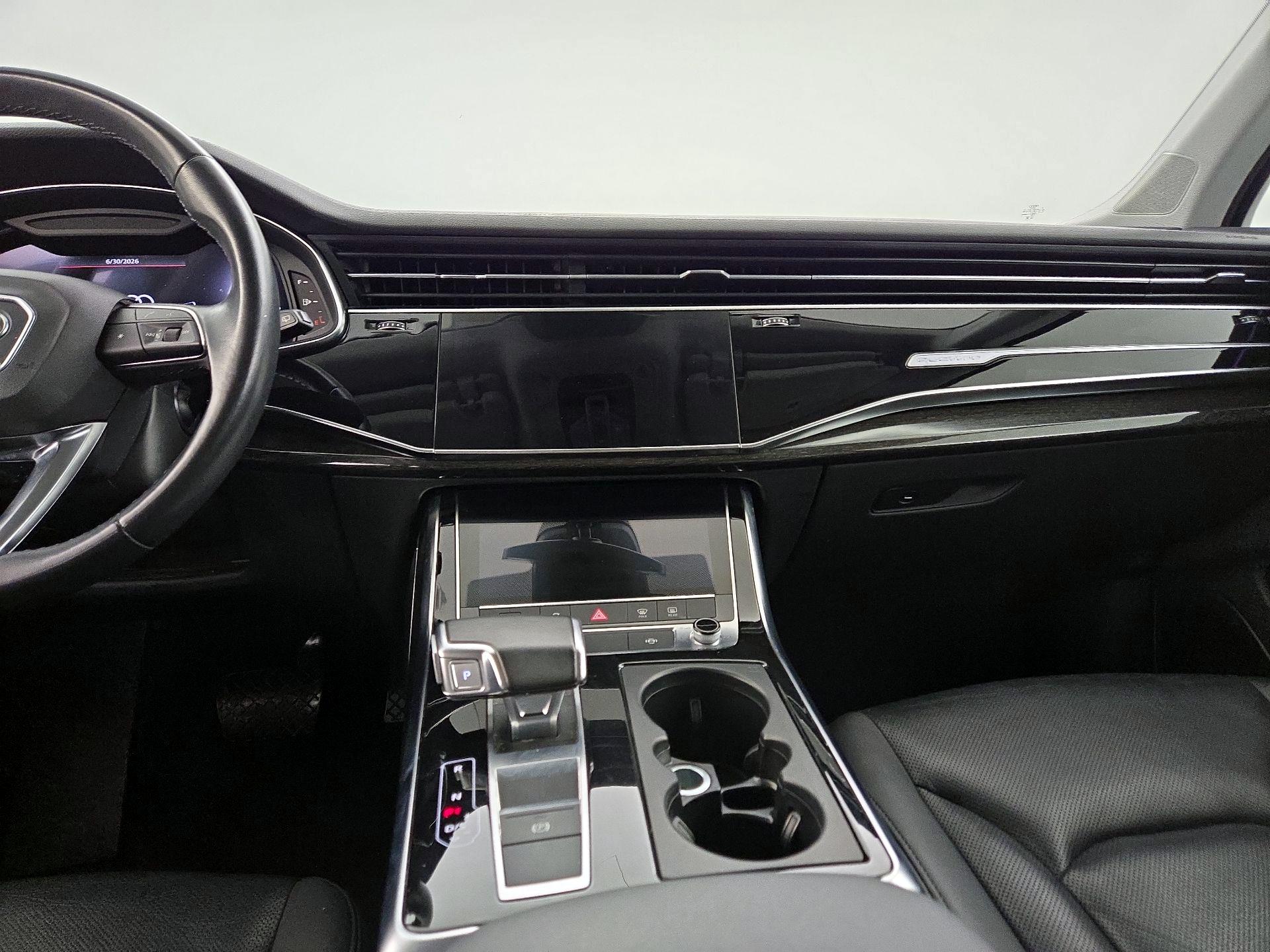 Thumbnail: 2023 Audi Q7 - 9