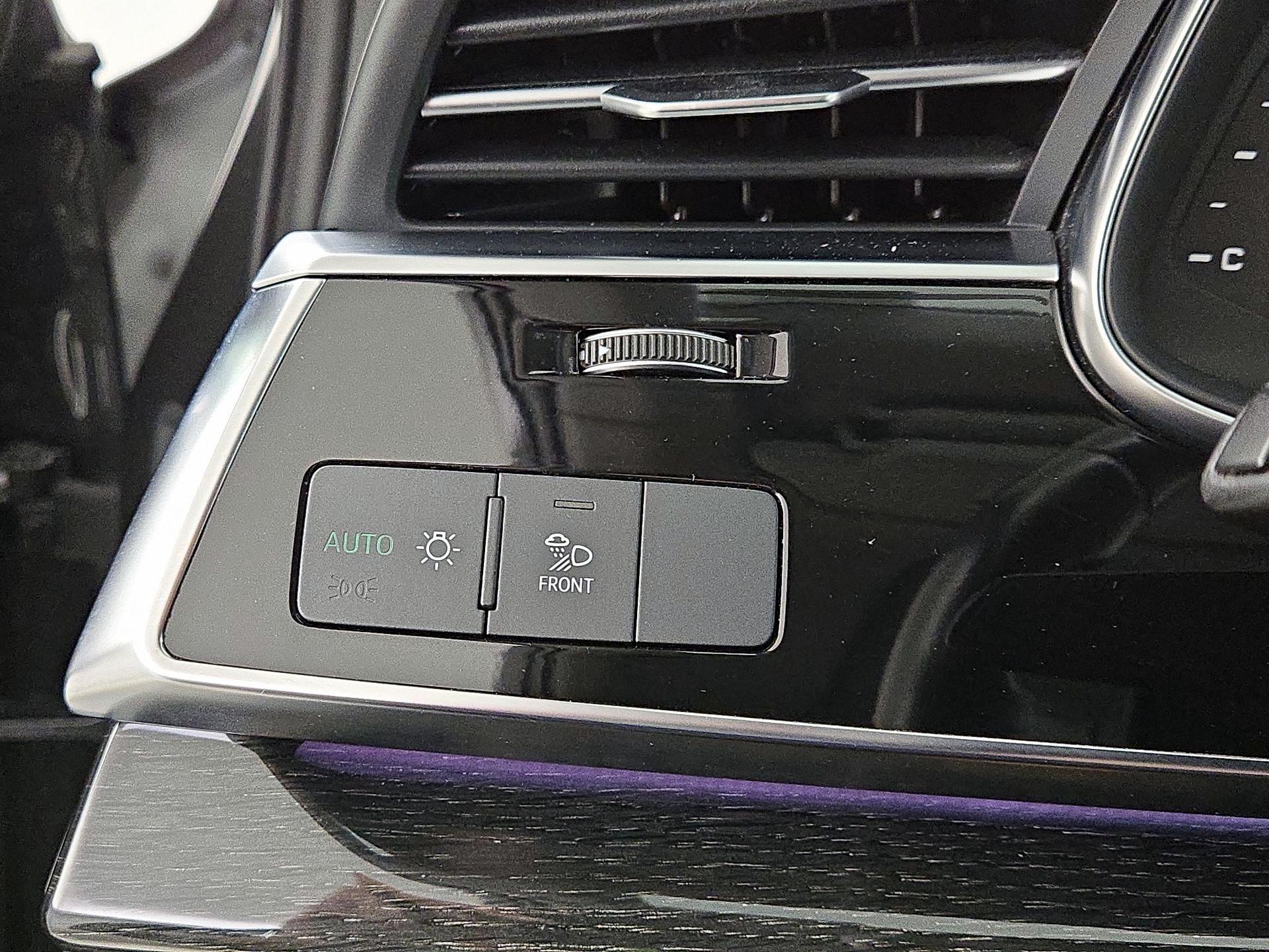 Thumbnail: 2023 Audi Q7 - 13