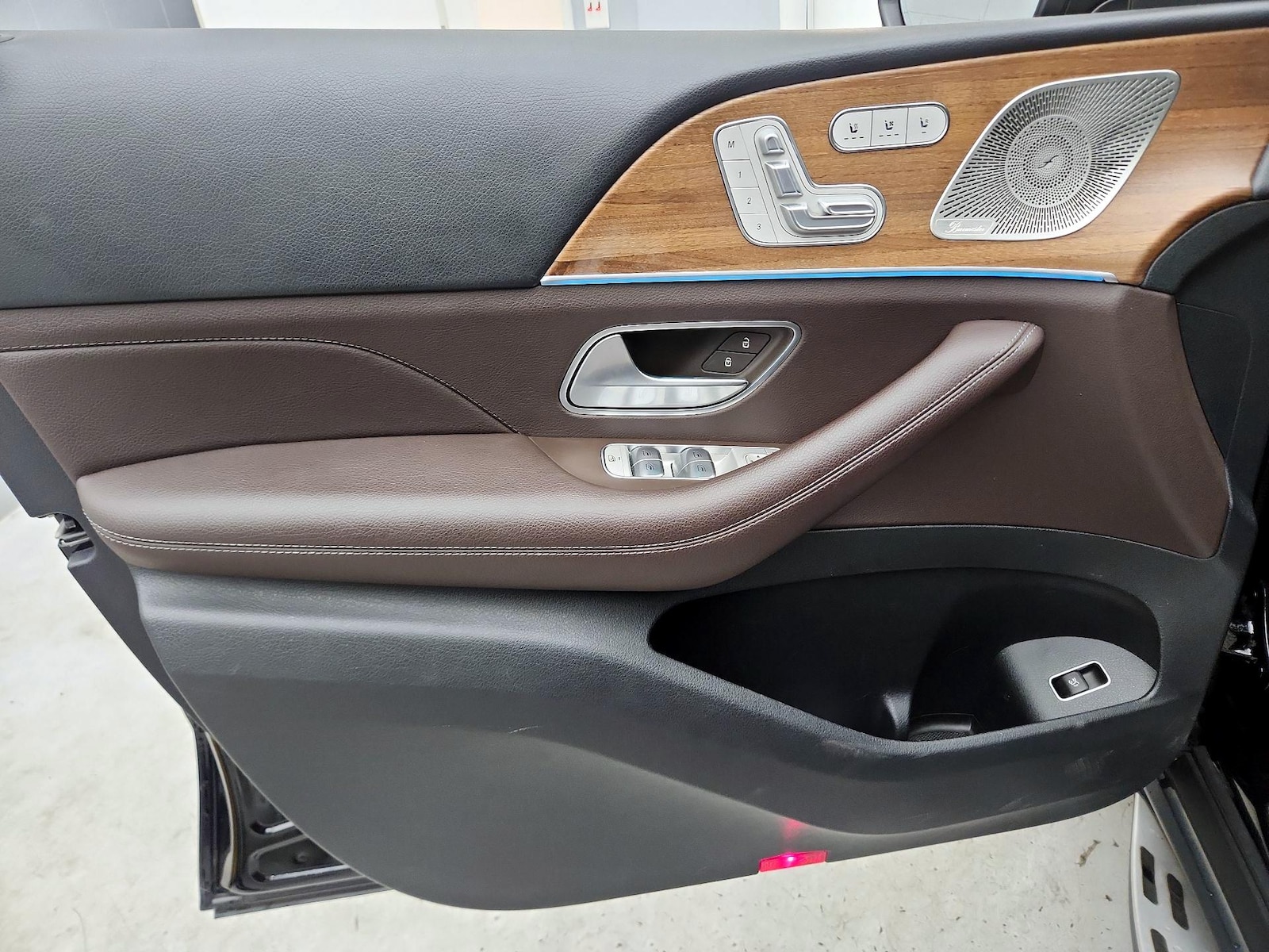 2021 Mercedes-Benz GLS GLS450 - Photo 13