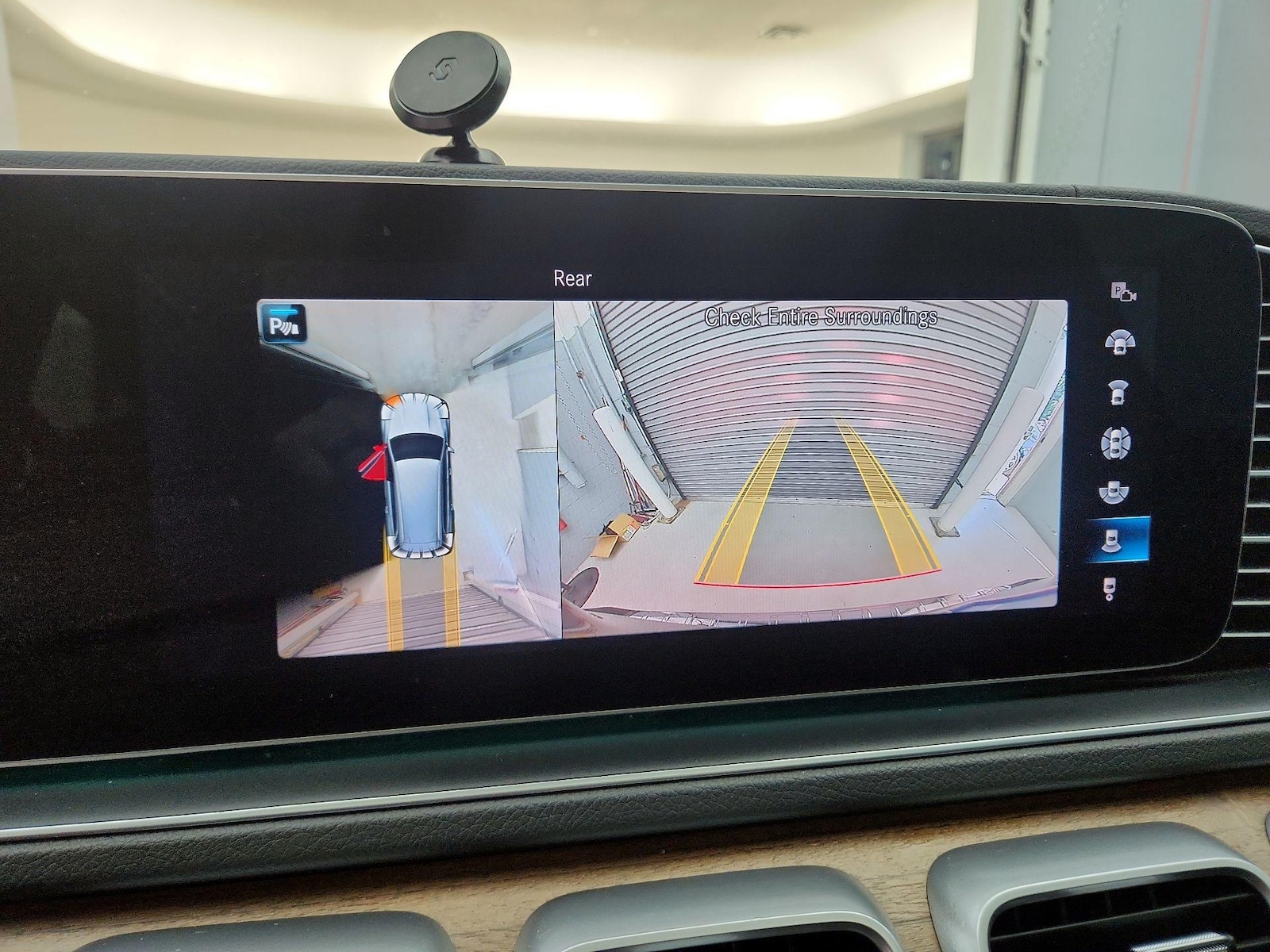 2021 Mercedes-Benz GLS GLS450 - Photo 16