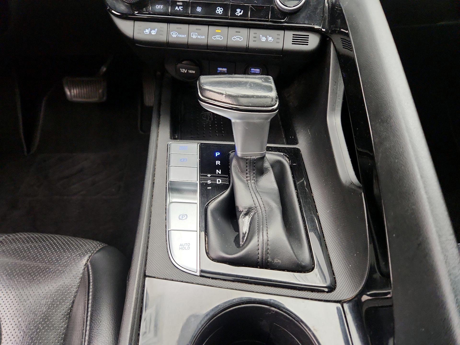 Thumbnail: 2021 Hyundai Elantra - 18