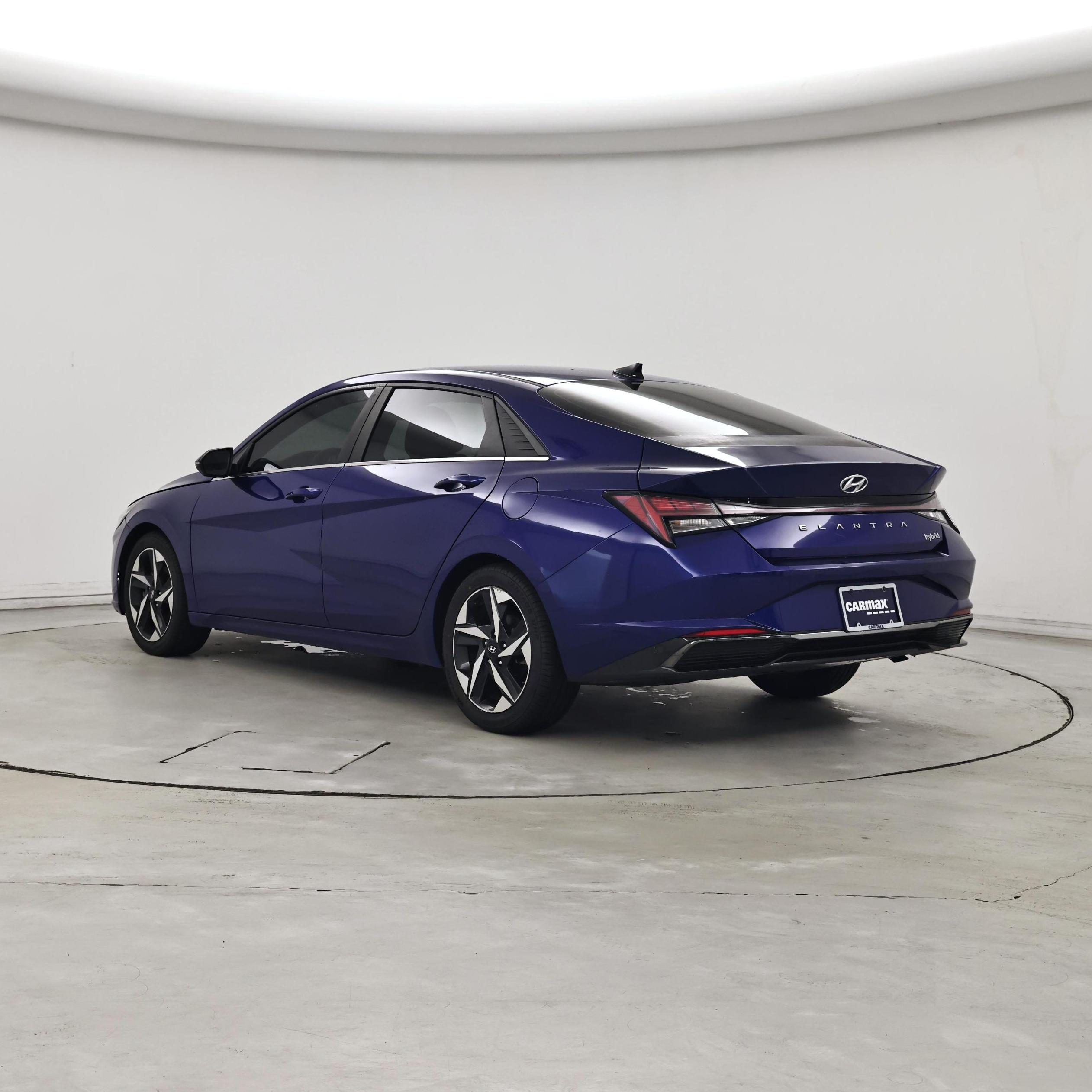 Thumbnail: 2021 Hyundai Elantra - 2